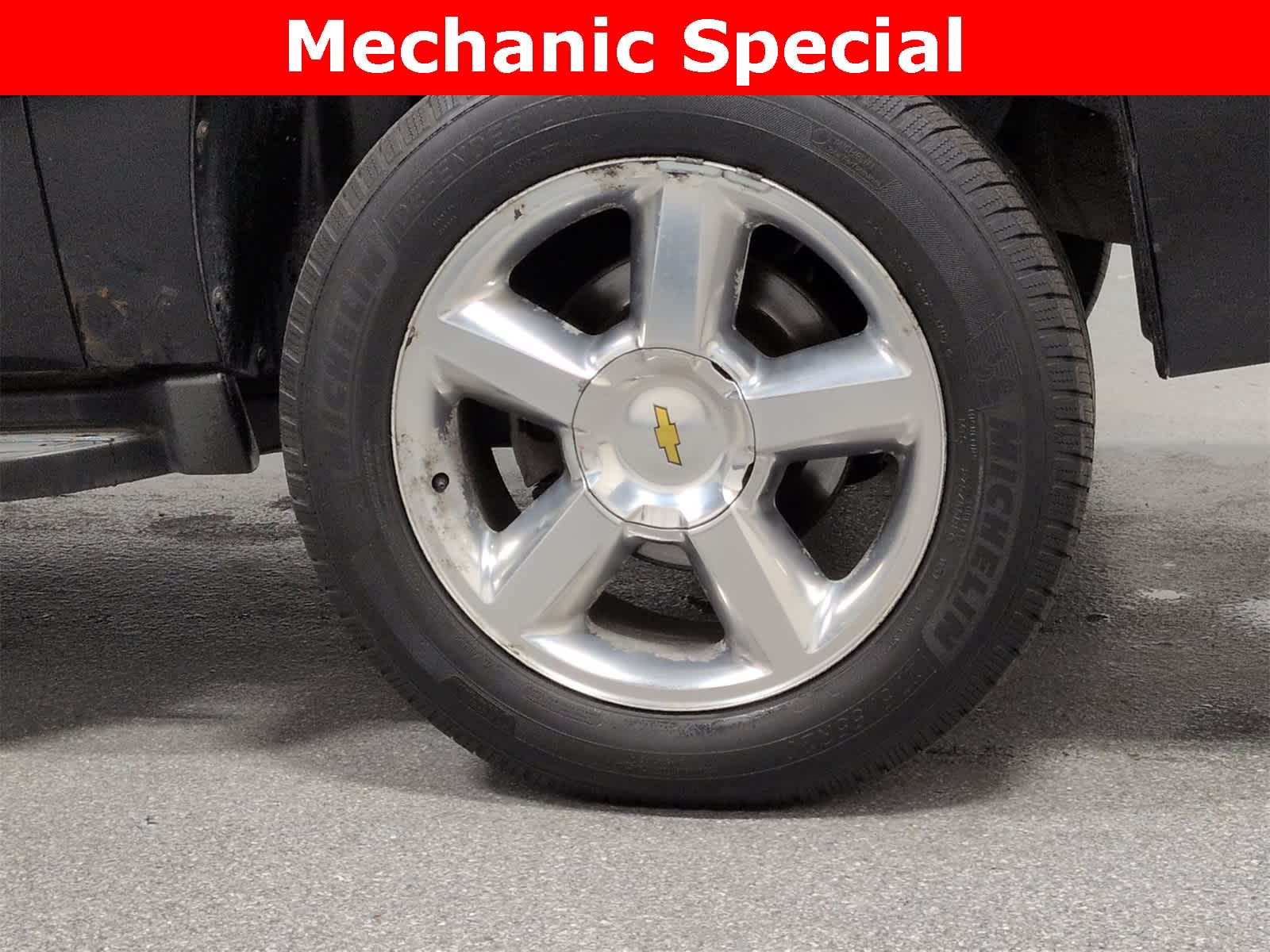 Thumbnail: 2011 Chevrolet Suburban - 13