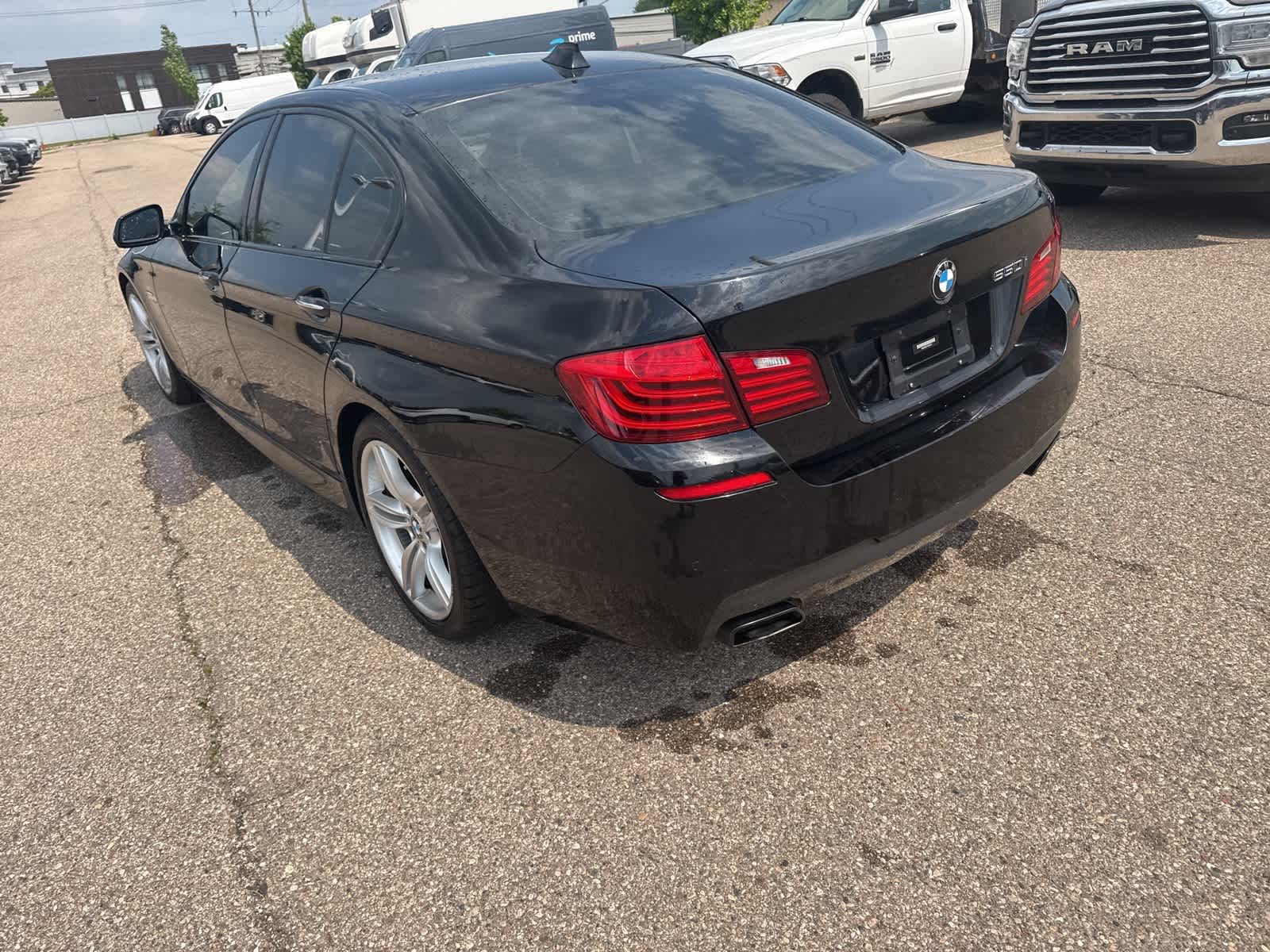 2015 BMW 5 Series 550i 21