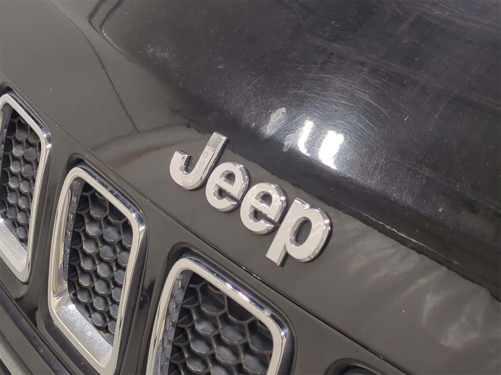 Thumbnail: 2018 Jeep Compass - 12