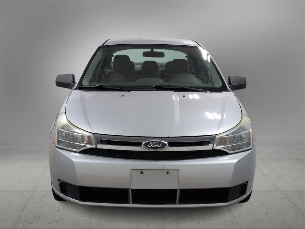 Used 2010 Ford Focus SE Sedan