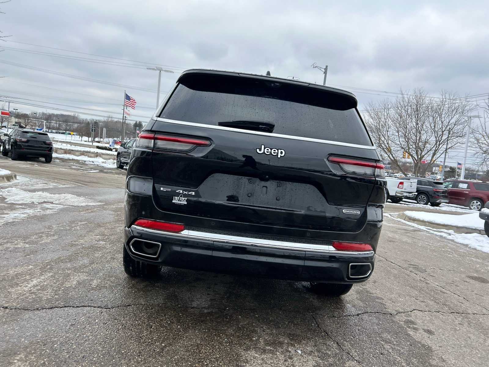 Thumbnail: 2023 Jeep Grand Cherokee L - 17