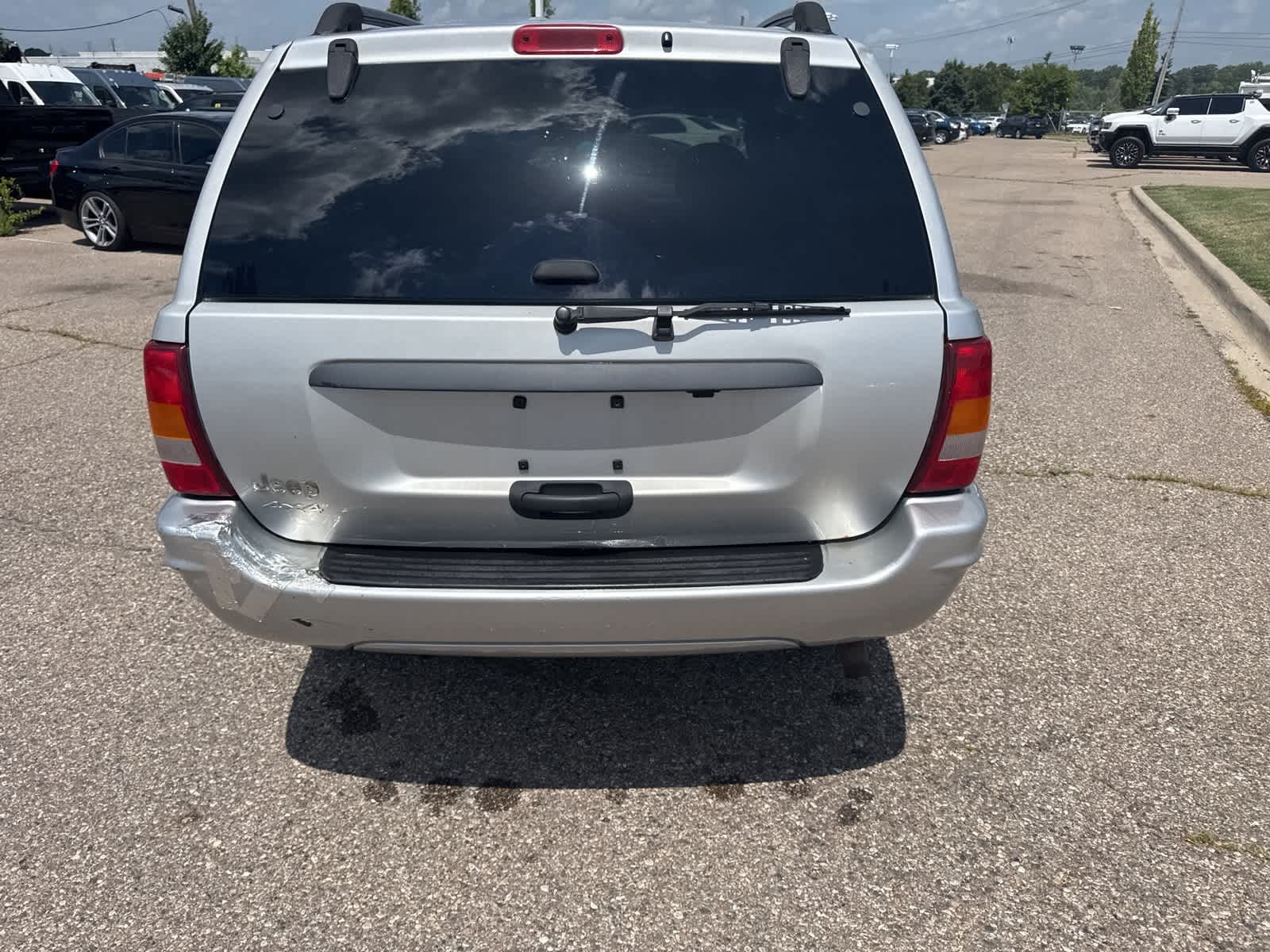 Thumbnail: 2004 Jeep Grand Cherokee - 19