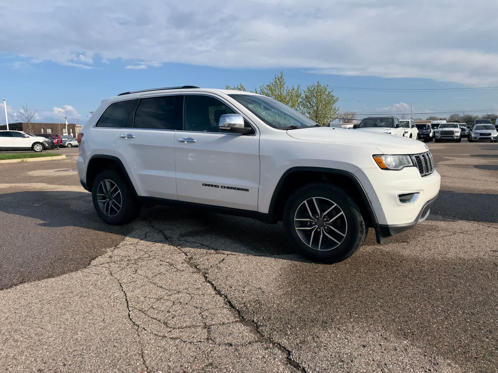 Thumbnail: 2021 Jeep Grand Cherokee - 13