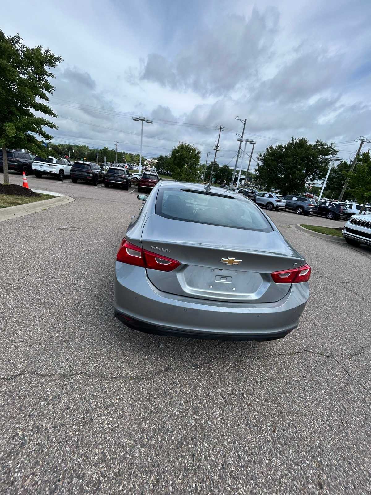 Thumbnail: 2024 Chevrolet Malibu - 18