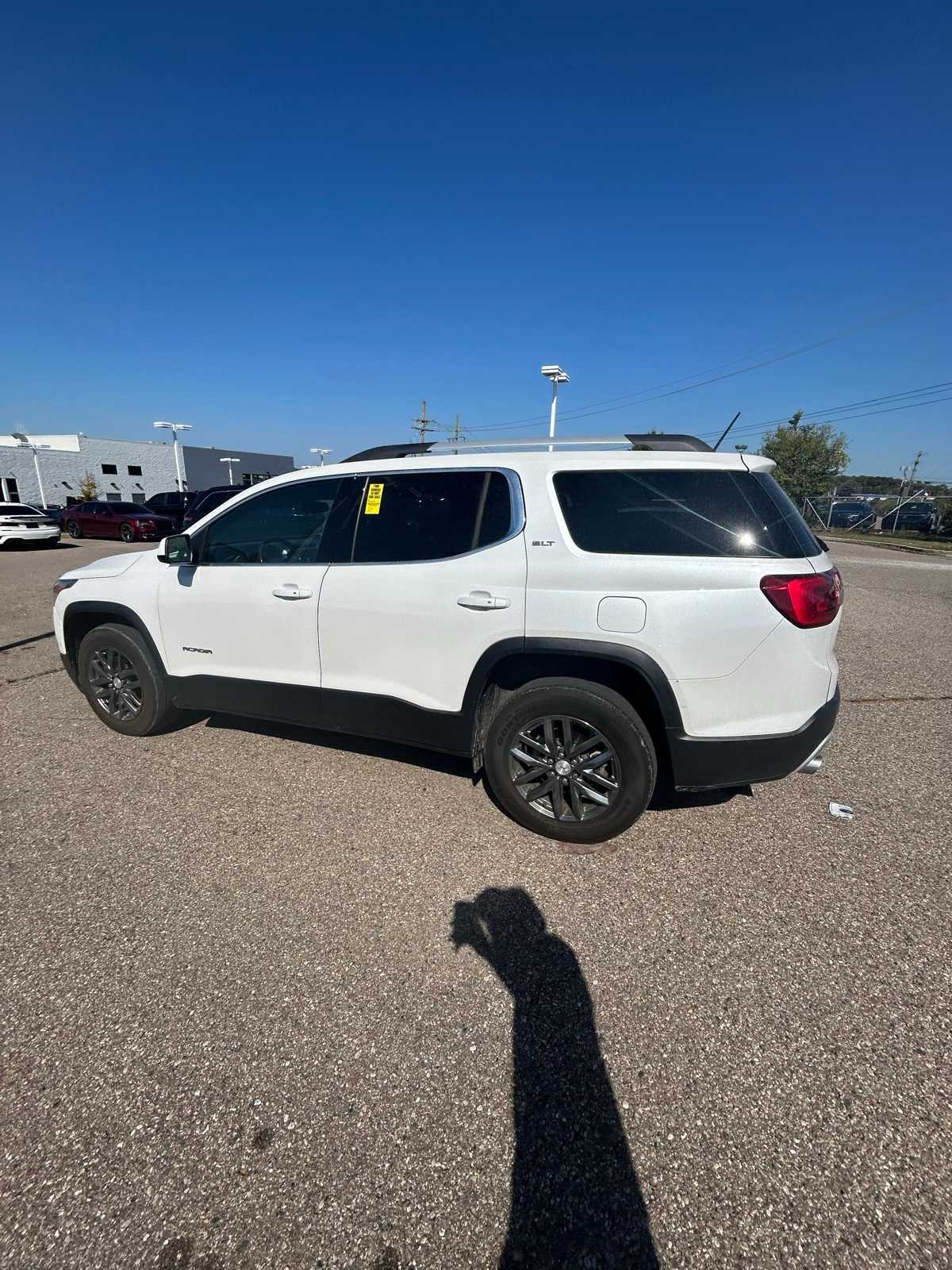 Thumbnail: 2019 GMC Acadia - 23