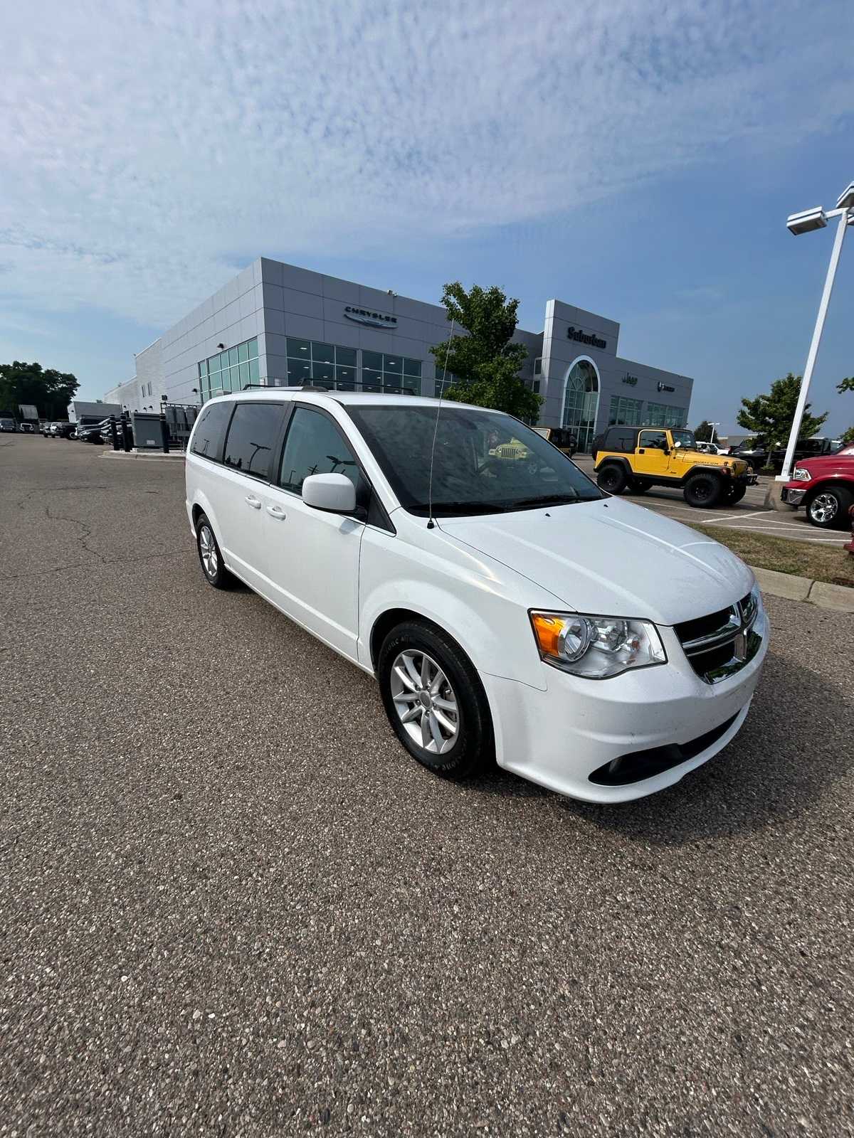Thumbnail: 2019 Dodge Grand Caravan - 9