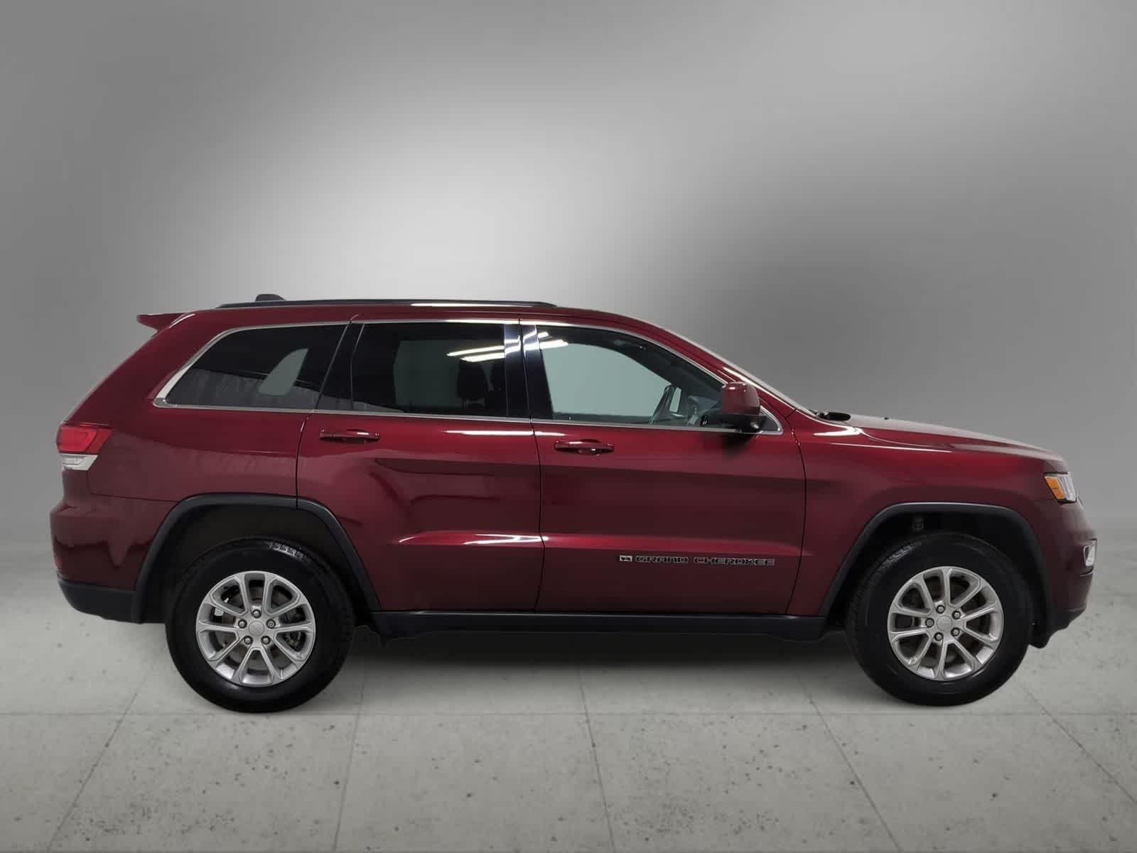 Thumbnail: 2022 Jeep Grand Cherokee - 9