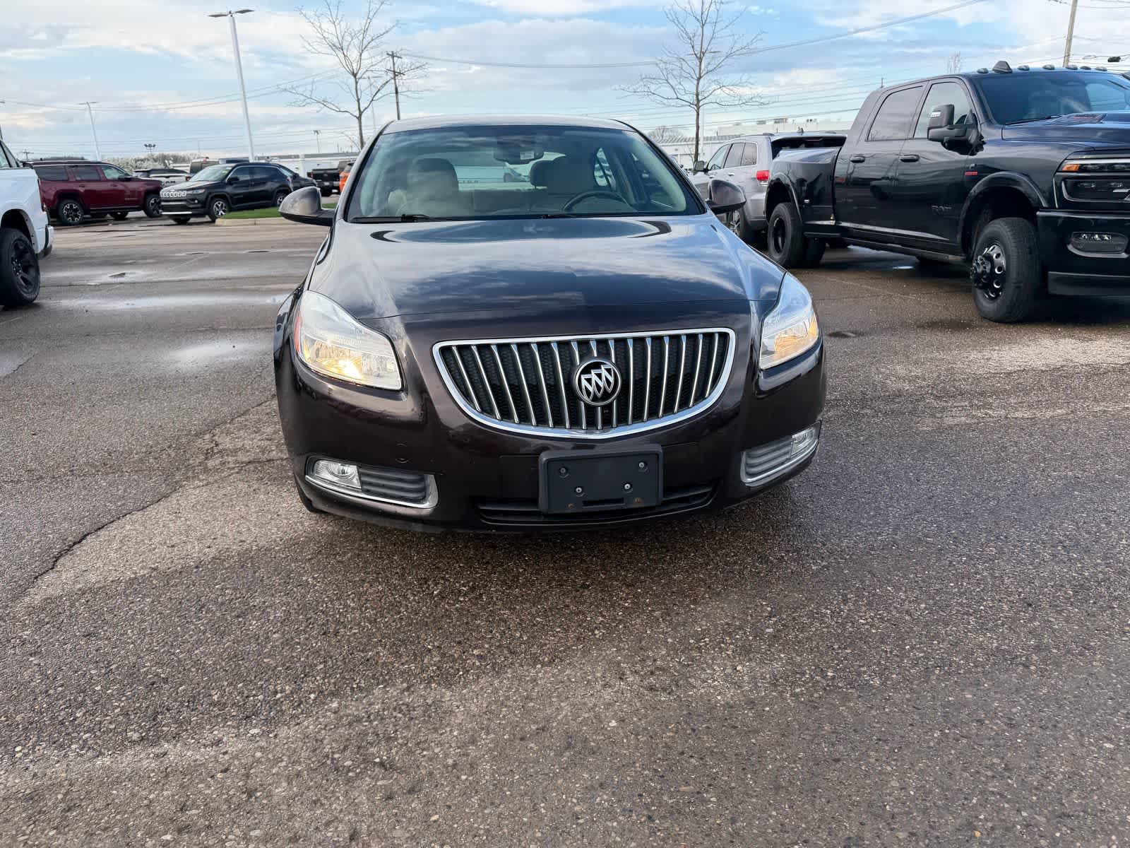 Thumbnail: 2011 Buick Regal - 8