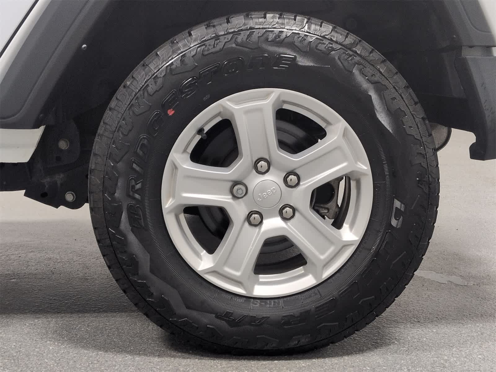 Thumbnail: 2022 Jeep Wrangler - 13