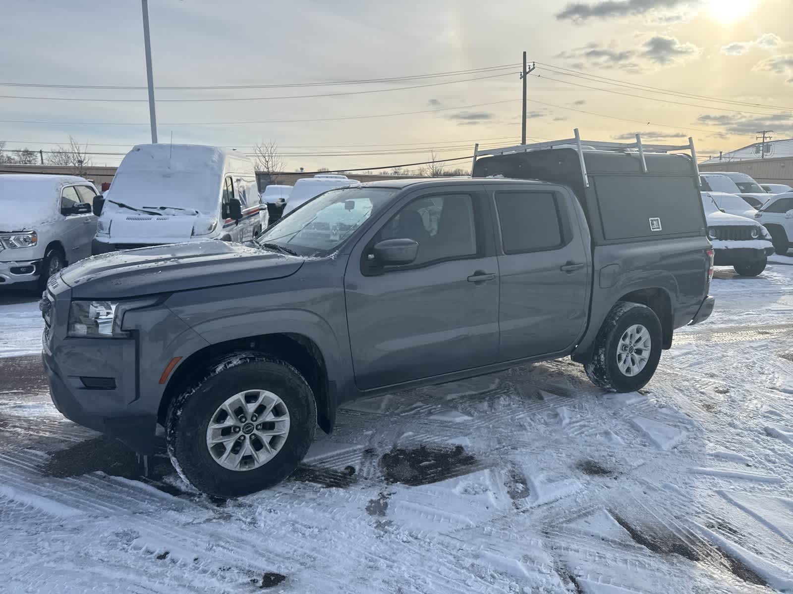 Thumbnail: 2024 Nissan Frontier - 17