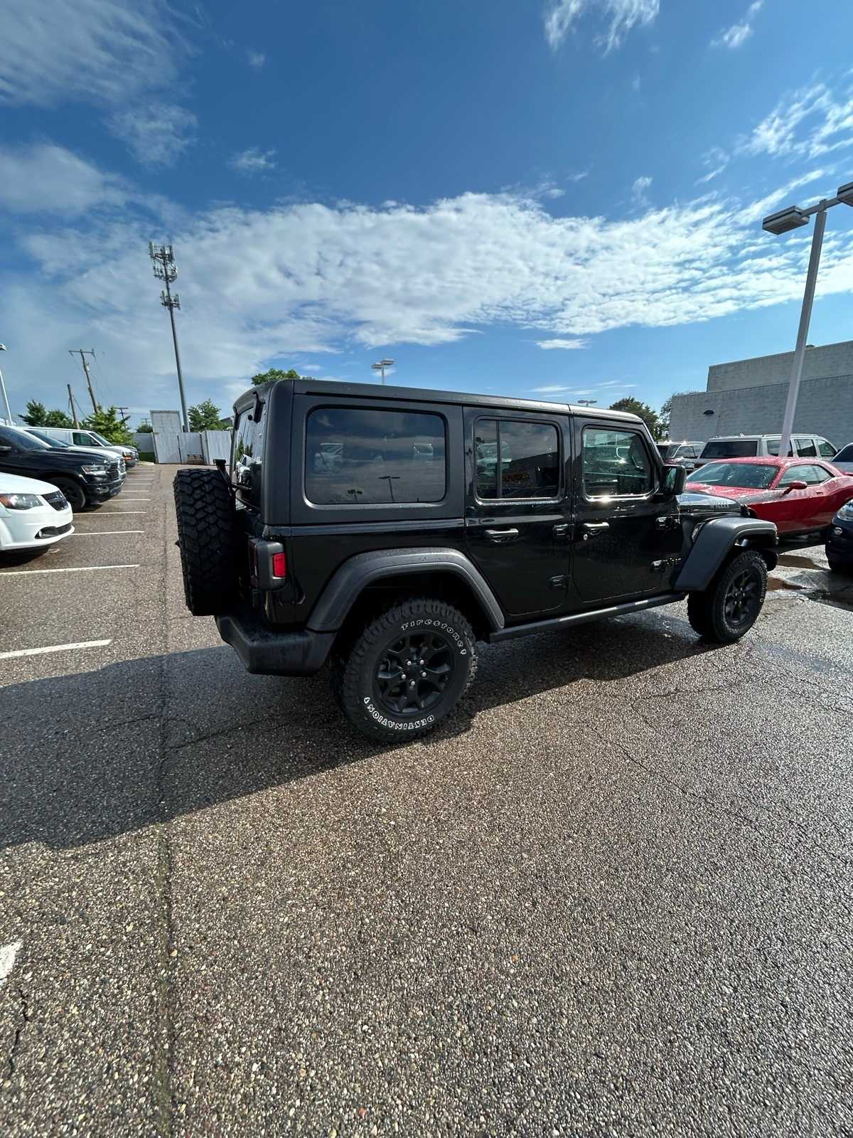 Thumbnail: 2021 Jeep Wrangler - 18