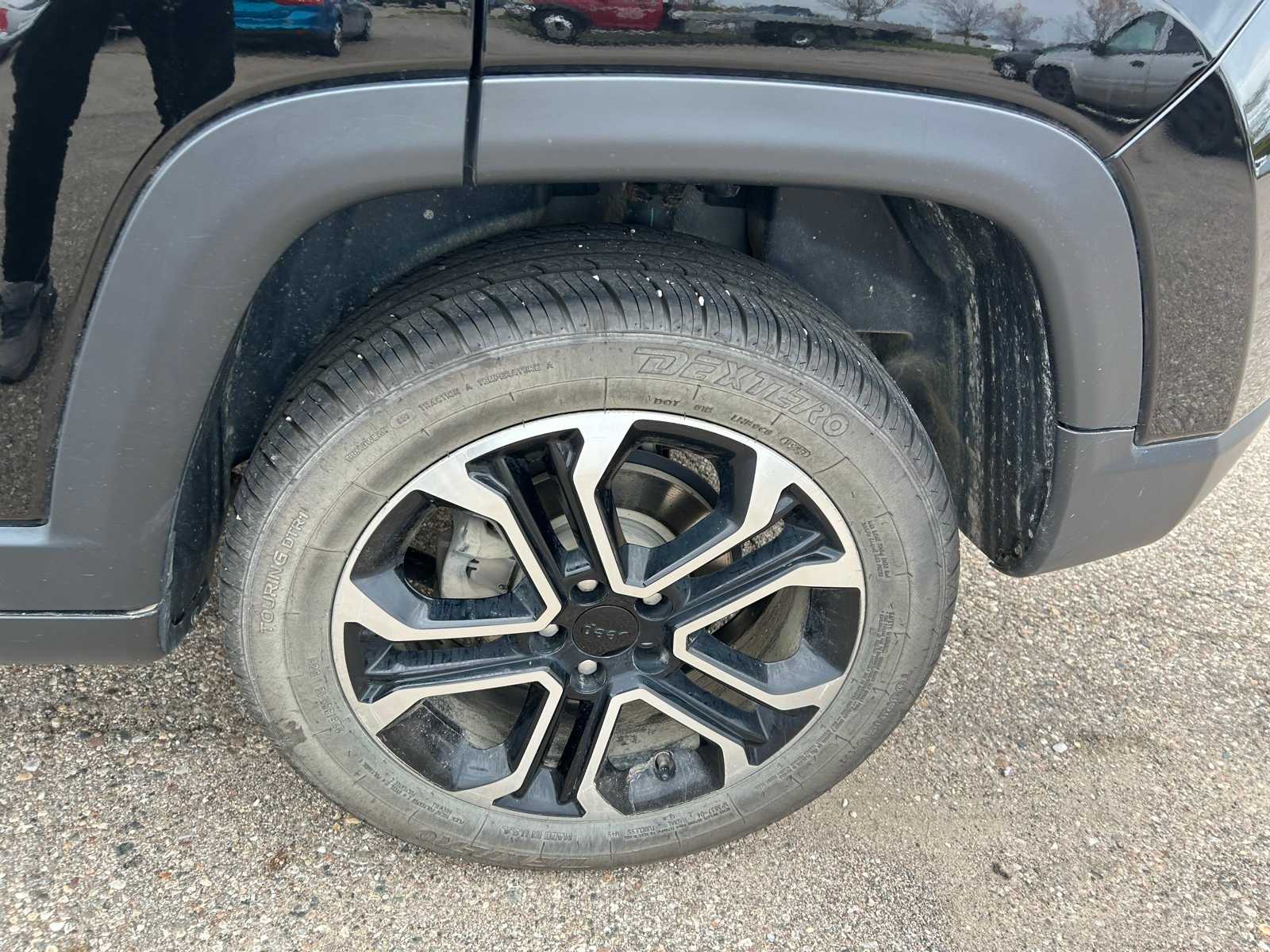 Thumbnail: 2022 Jeep Compass - 27