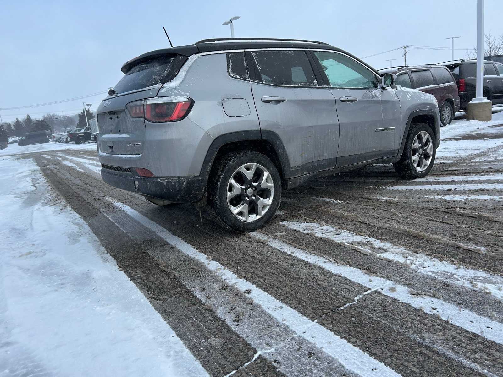 Thumbnail: 2019 Jeep Compass - 16
