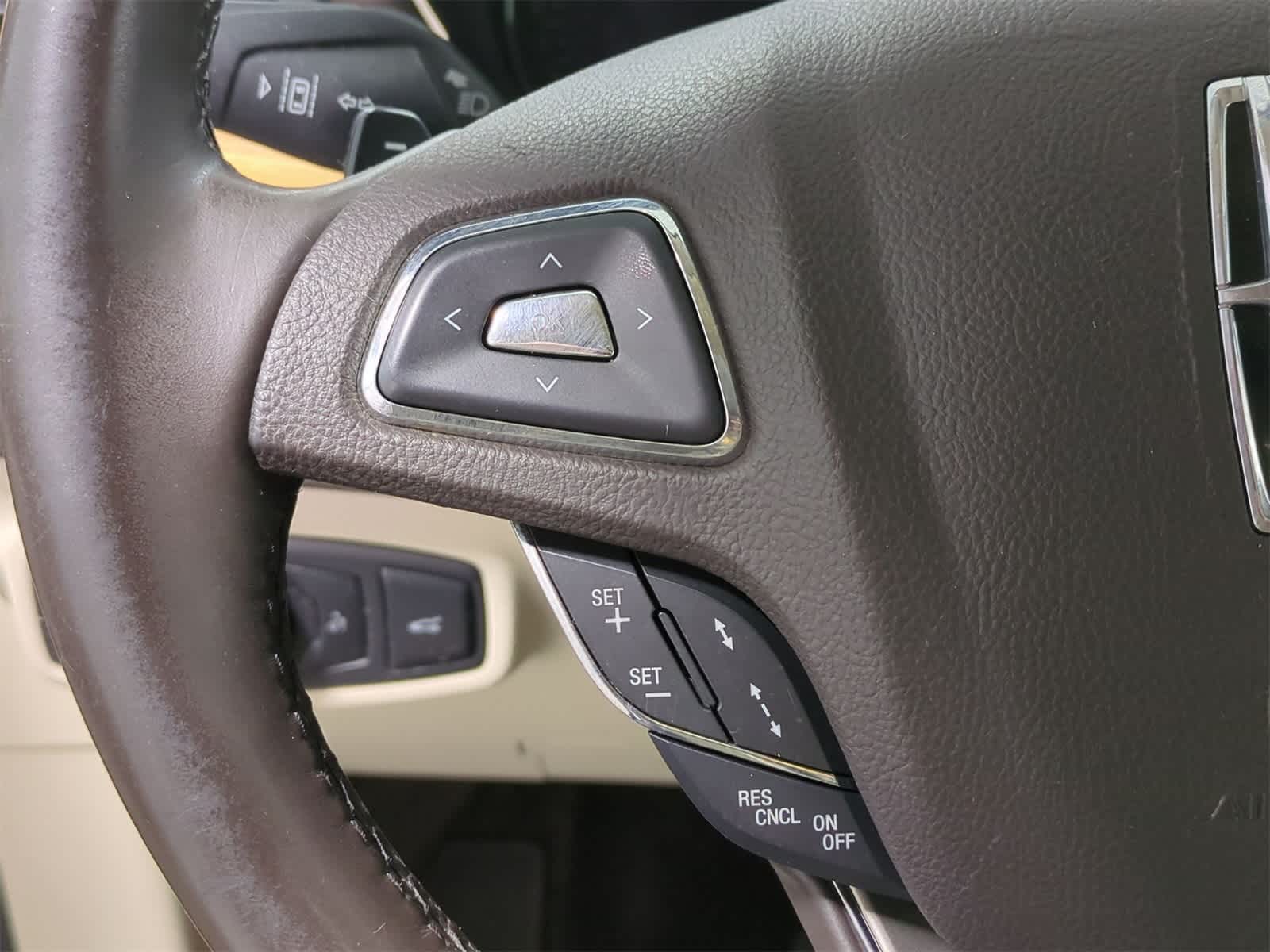 Thumbnail: 2015 Lincoln MKC - 26
