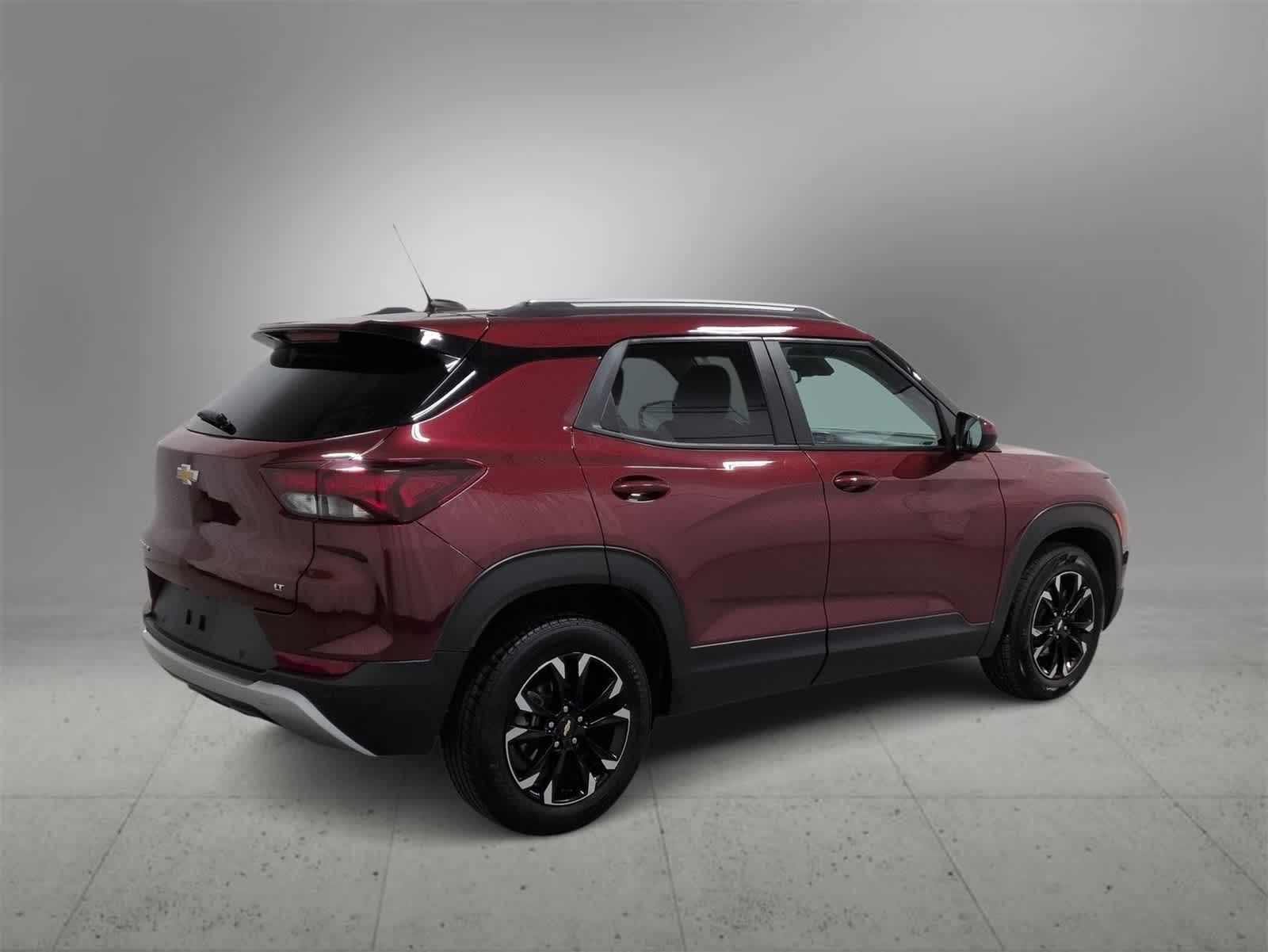 Thumbnail: 2023 Chevrolet TrailBlazer - 8