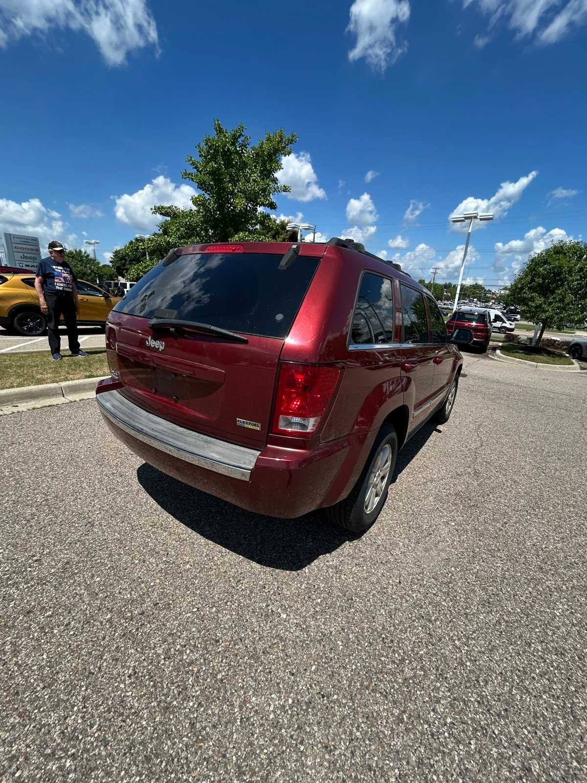Thumbnail: 2008 Jeep Grand Cherokee - 20