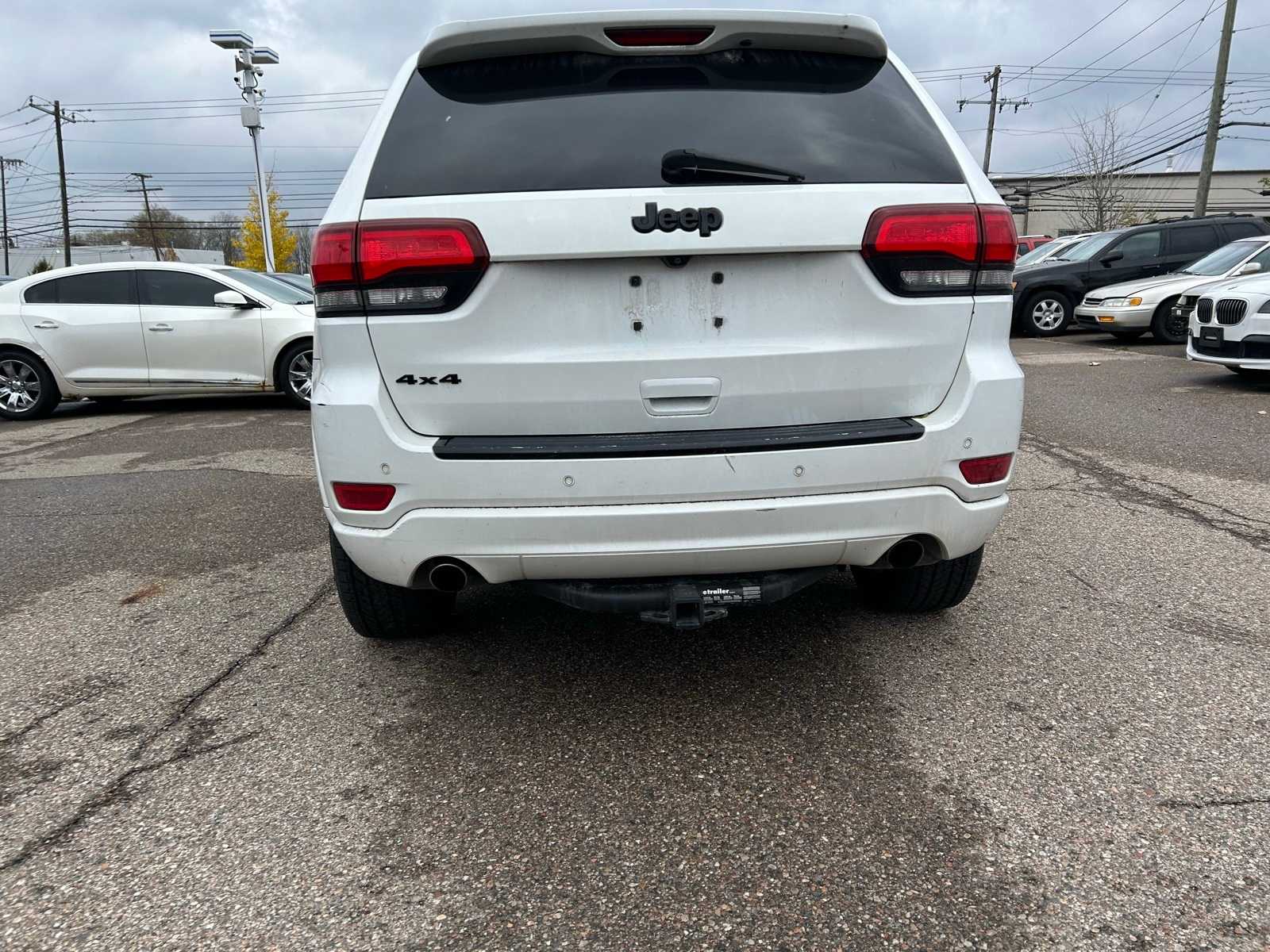 Thumbnail: 2015 Jeep Grand Cherokee - 15