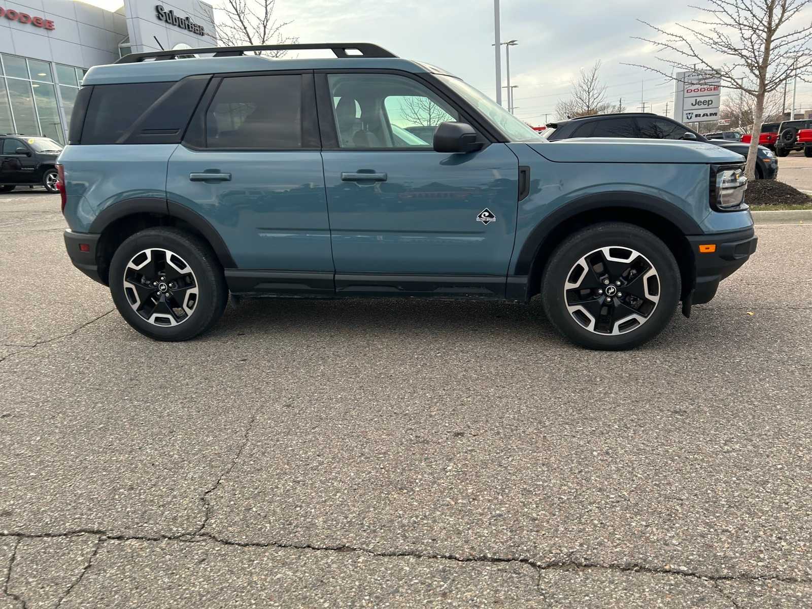 Thumbnail: 2023 Ford Bronco Sport - 10