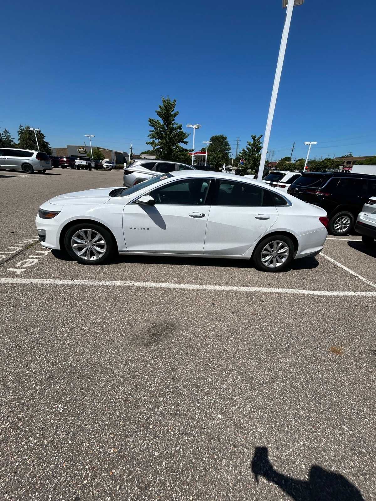 Thumbnail: 2023 Chevrolet Malibu - 25