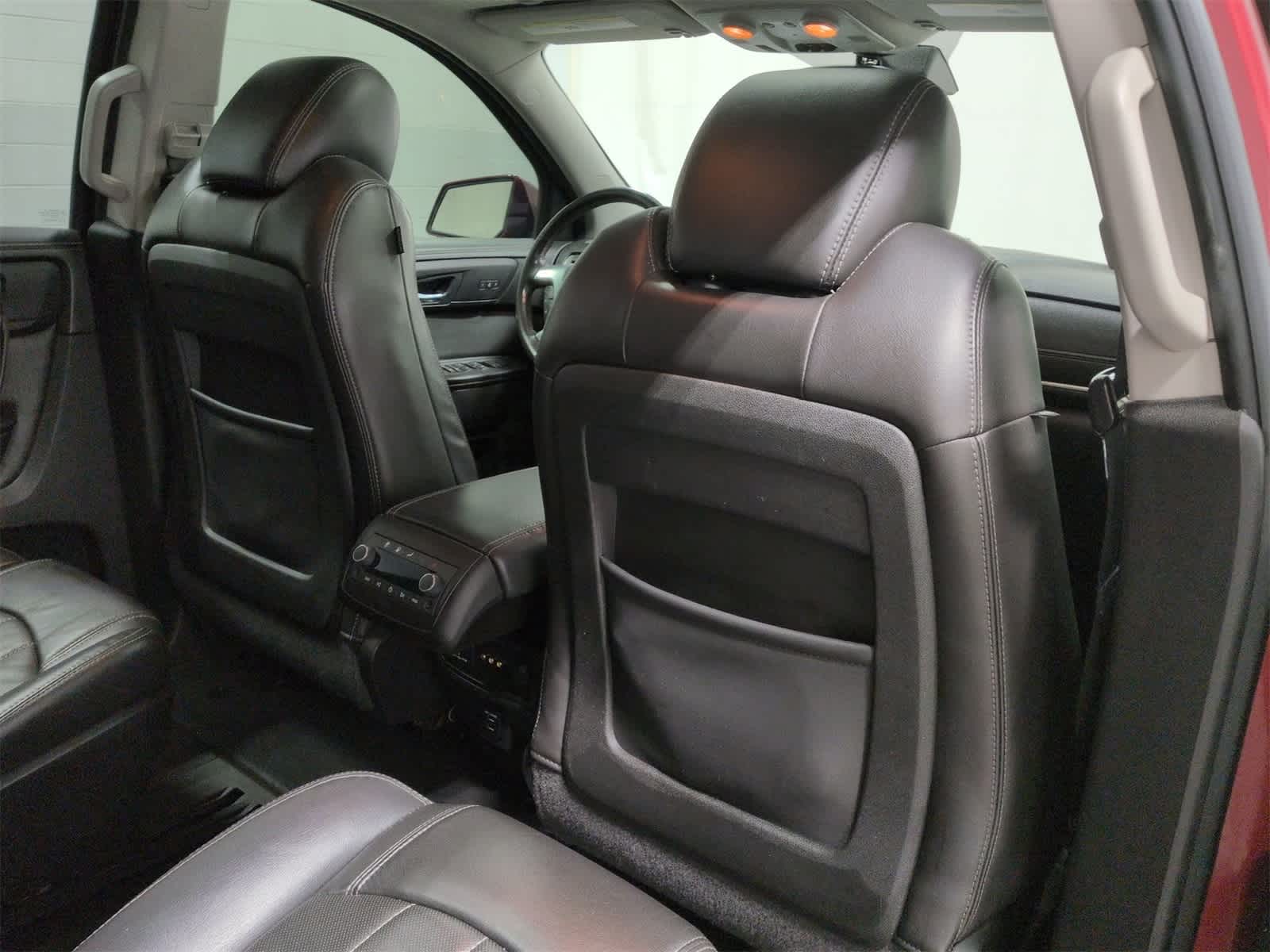 Thumbnail: 2016 Chevrolet Traverse - 16