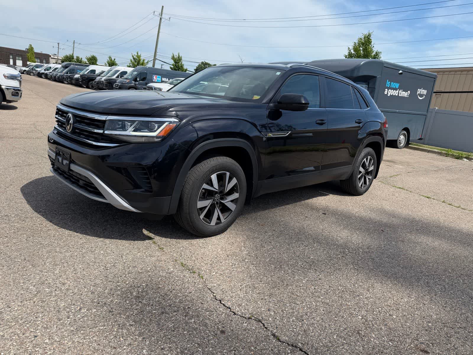 2022 Volkswagen Atlas Cross Sport 2.0T SE 4MOTION's photo
