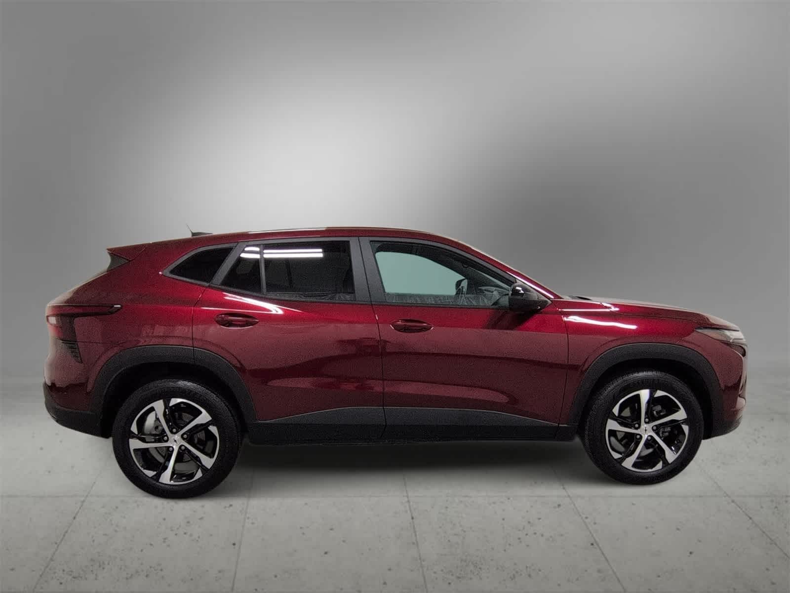 Thumbnail: 2024 Chevrolet Trax - 9