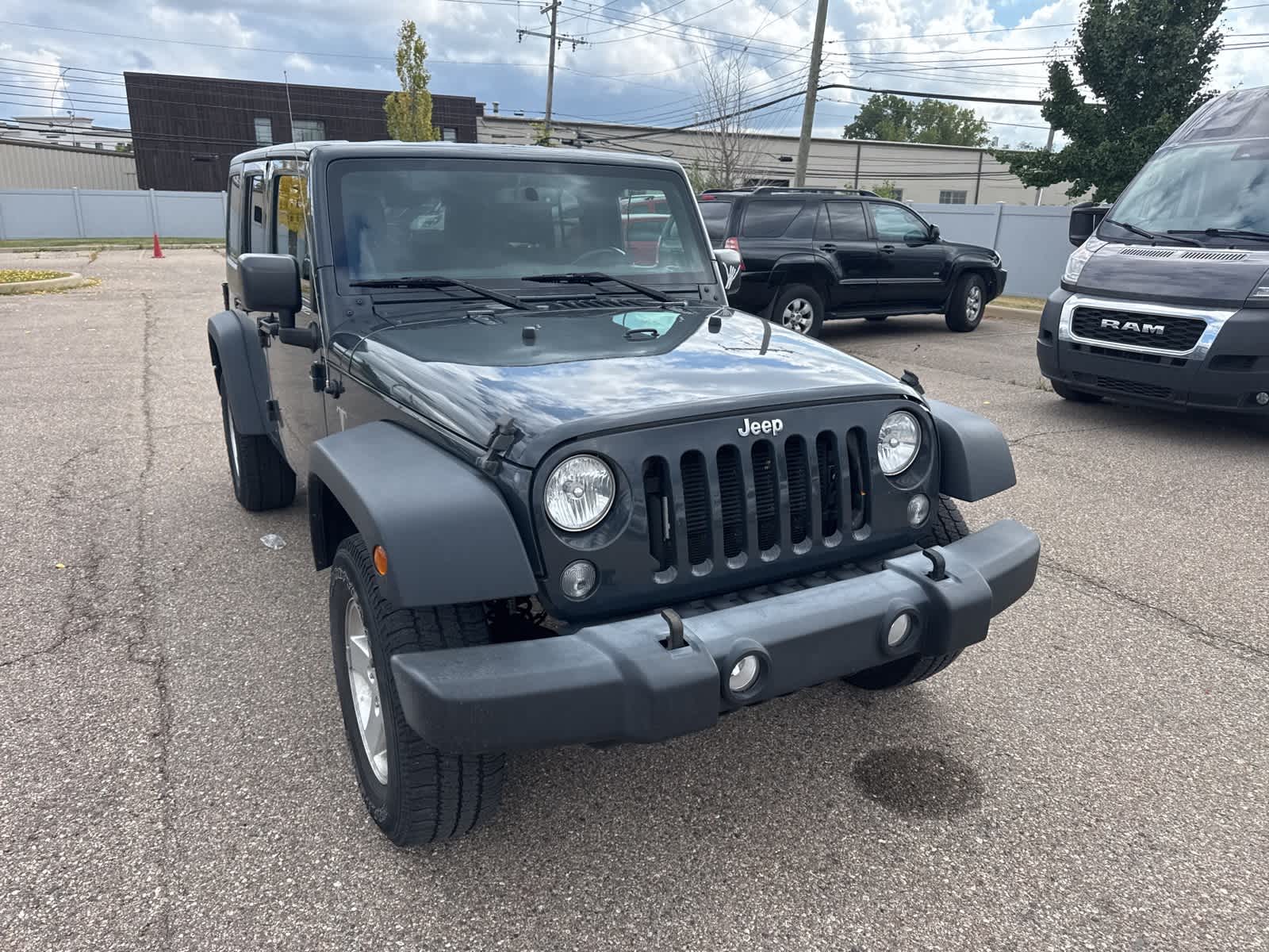Thumbnail: 2017 Jeep Wrangler - 7