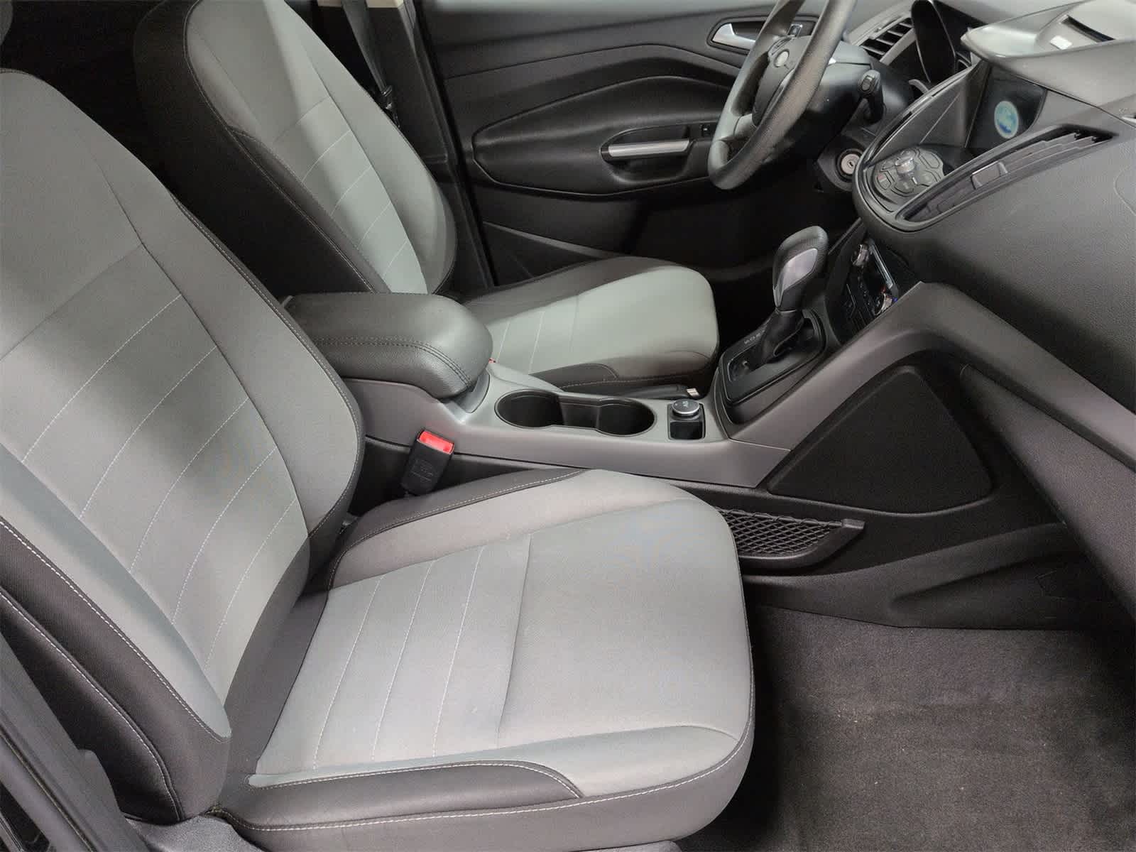 Thumbnail: 2016 Ford Escape - 22