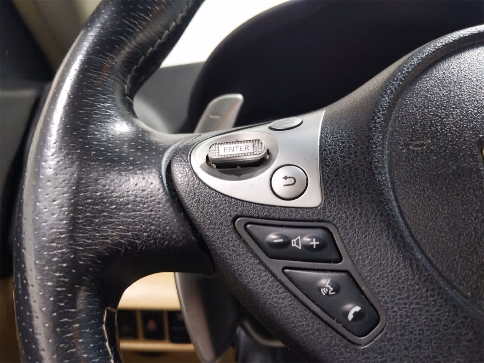Thumbnail: 2011 Nissan Maxima - 25