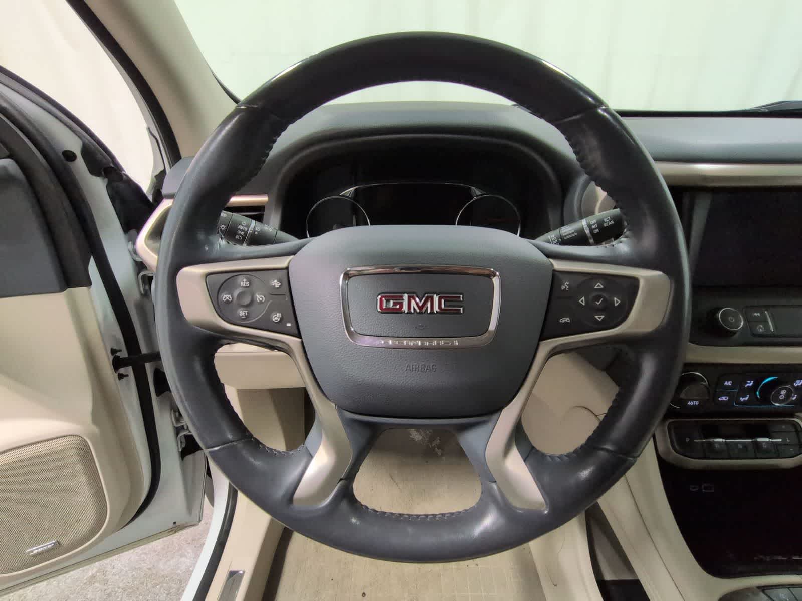 Thumbnail: 2021 GMC Acadia - 23