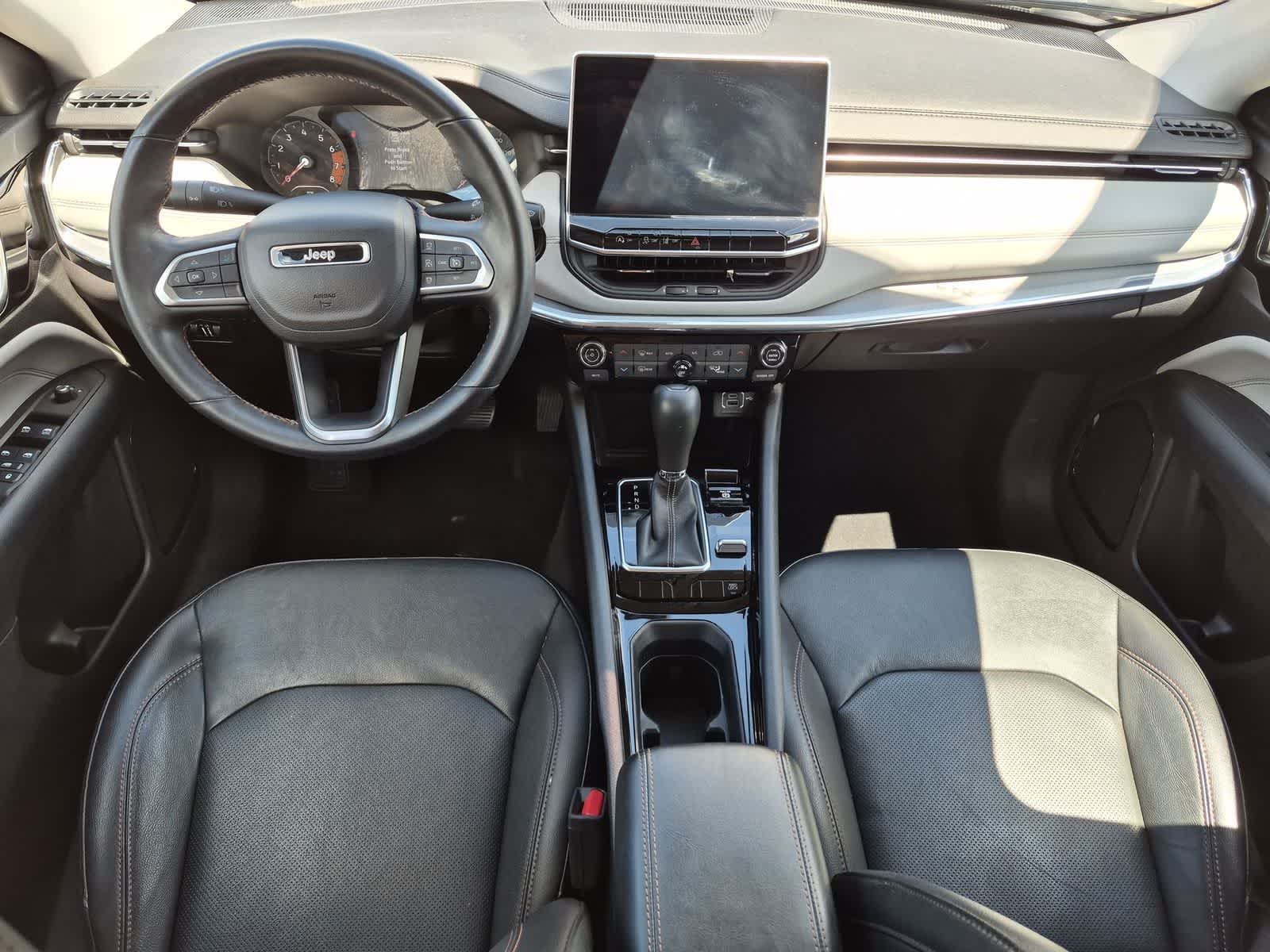 Thumbnail: 2022 Jeep Compass - 15