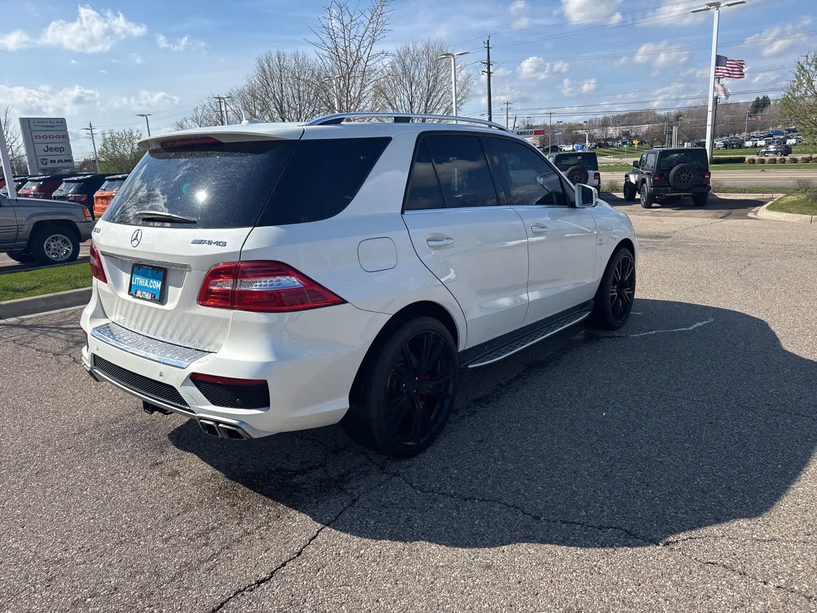 Thumbnail: 2014 Mercedes-Benz M-Class - 14