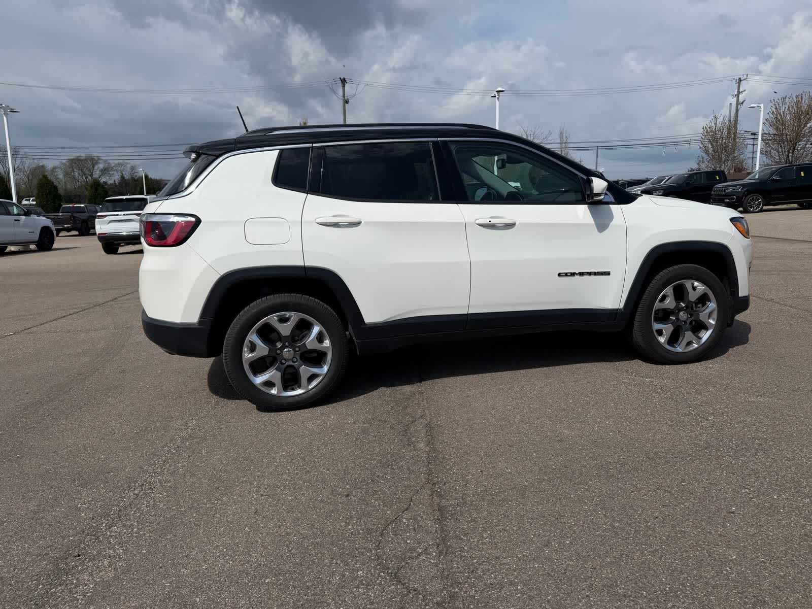 Thumbnail: 2019 Jeep Compass - 13