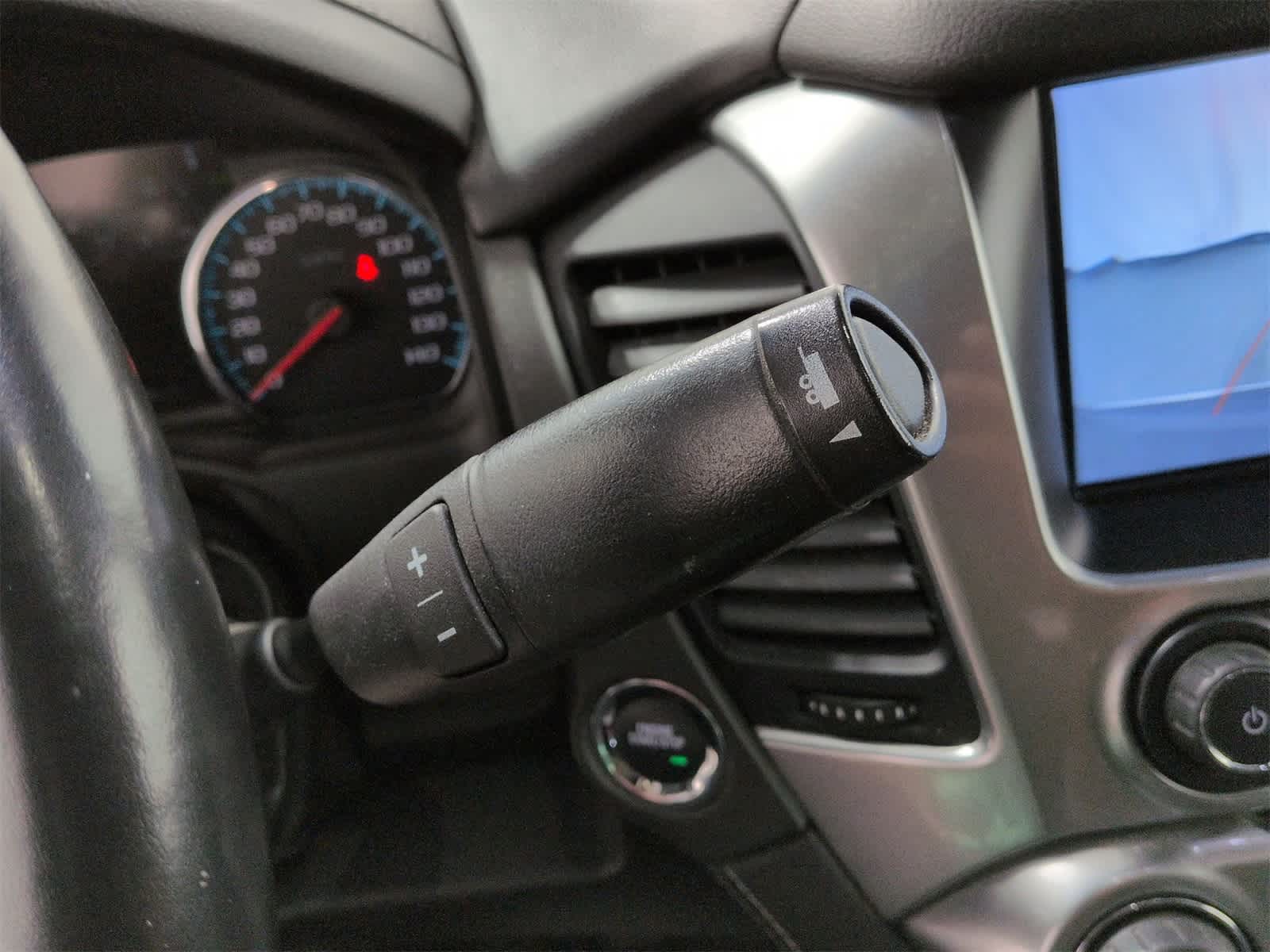 Thumbnail: 2020 Chevrolet Tahoe - 35