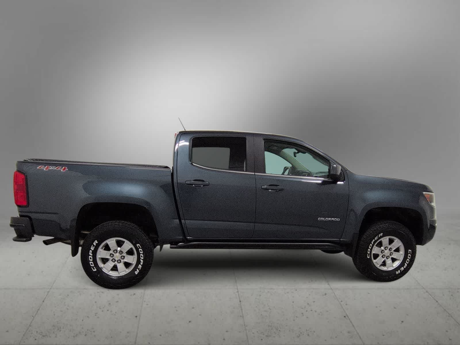 Thumbnail: 2019 Chevrolet Colorado - 9