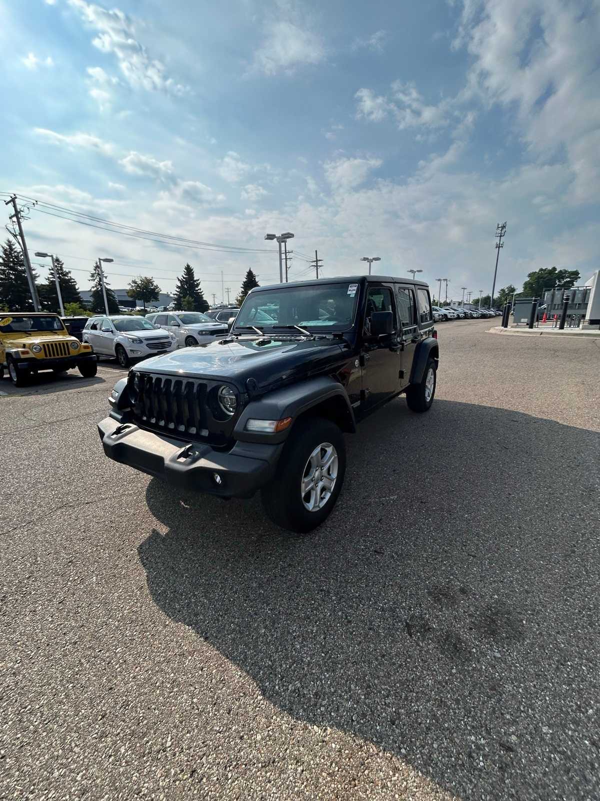 Thumbnail: 2021 Jeep Wrangler - 4