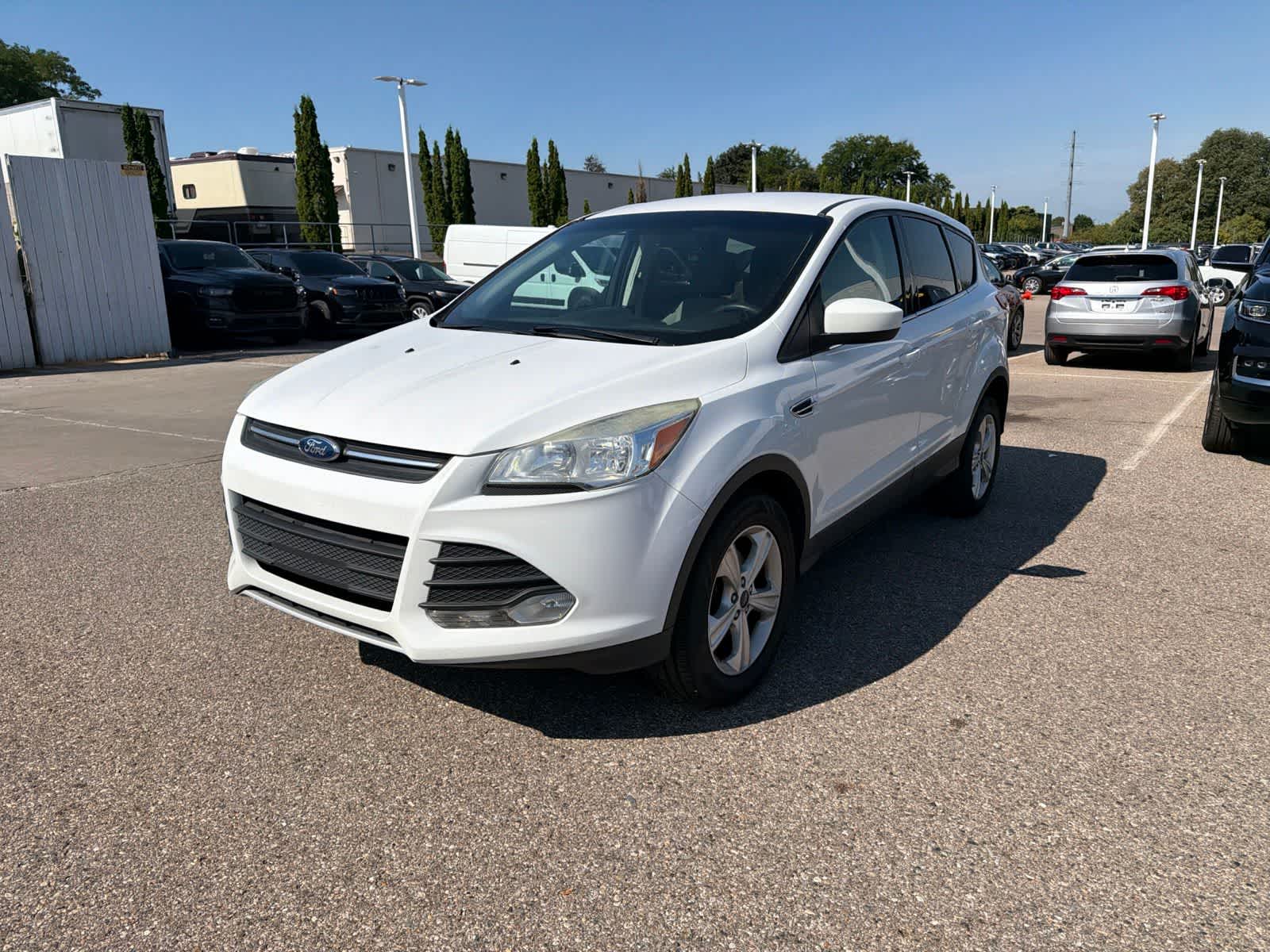 Used 2013 Ford Escape SE with VIN 1FMCU0GX9DUC69516 for sale in Farmington Hills, MI