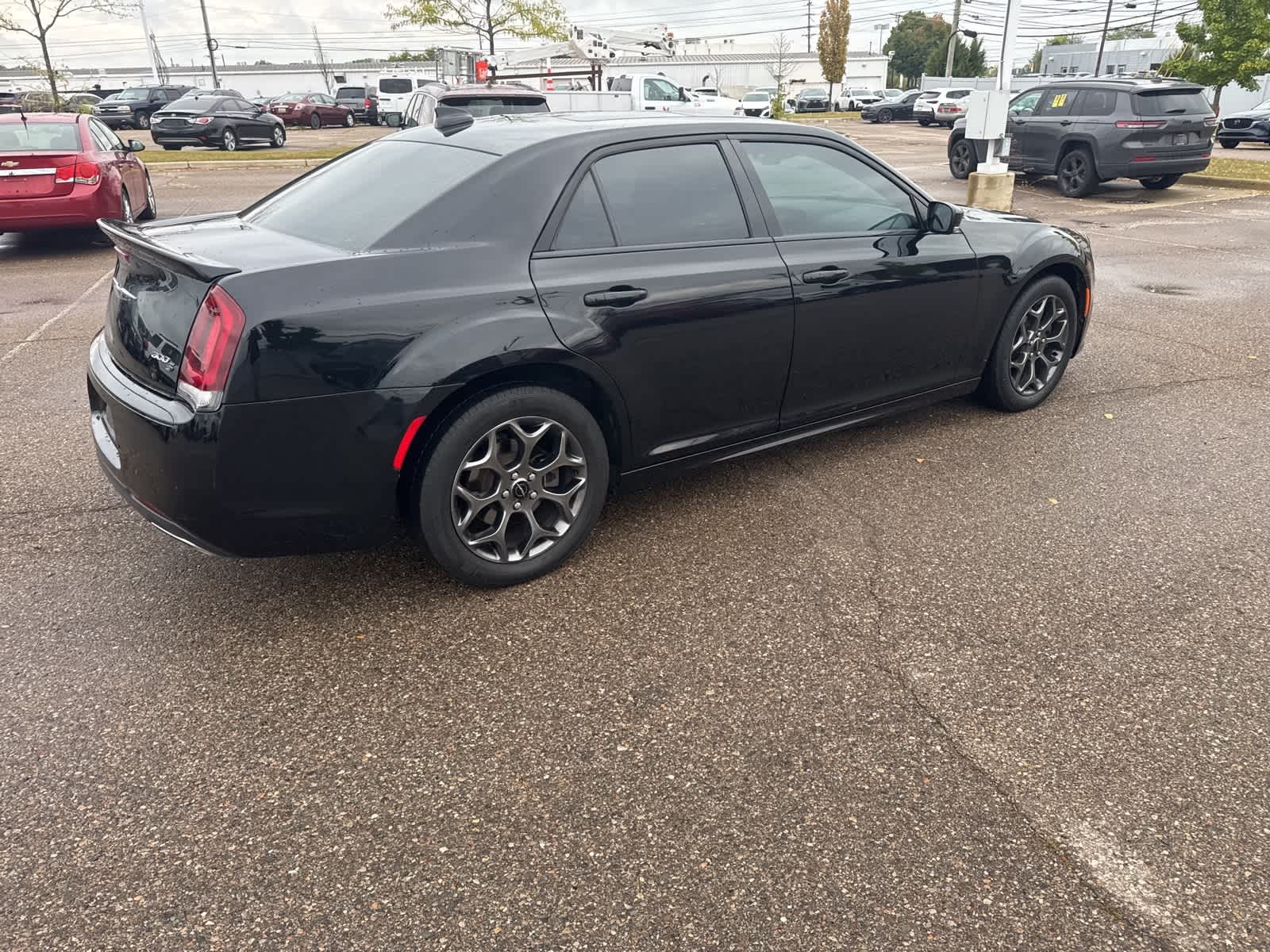Thumbnail: 2018 Chrysler 300 - 15