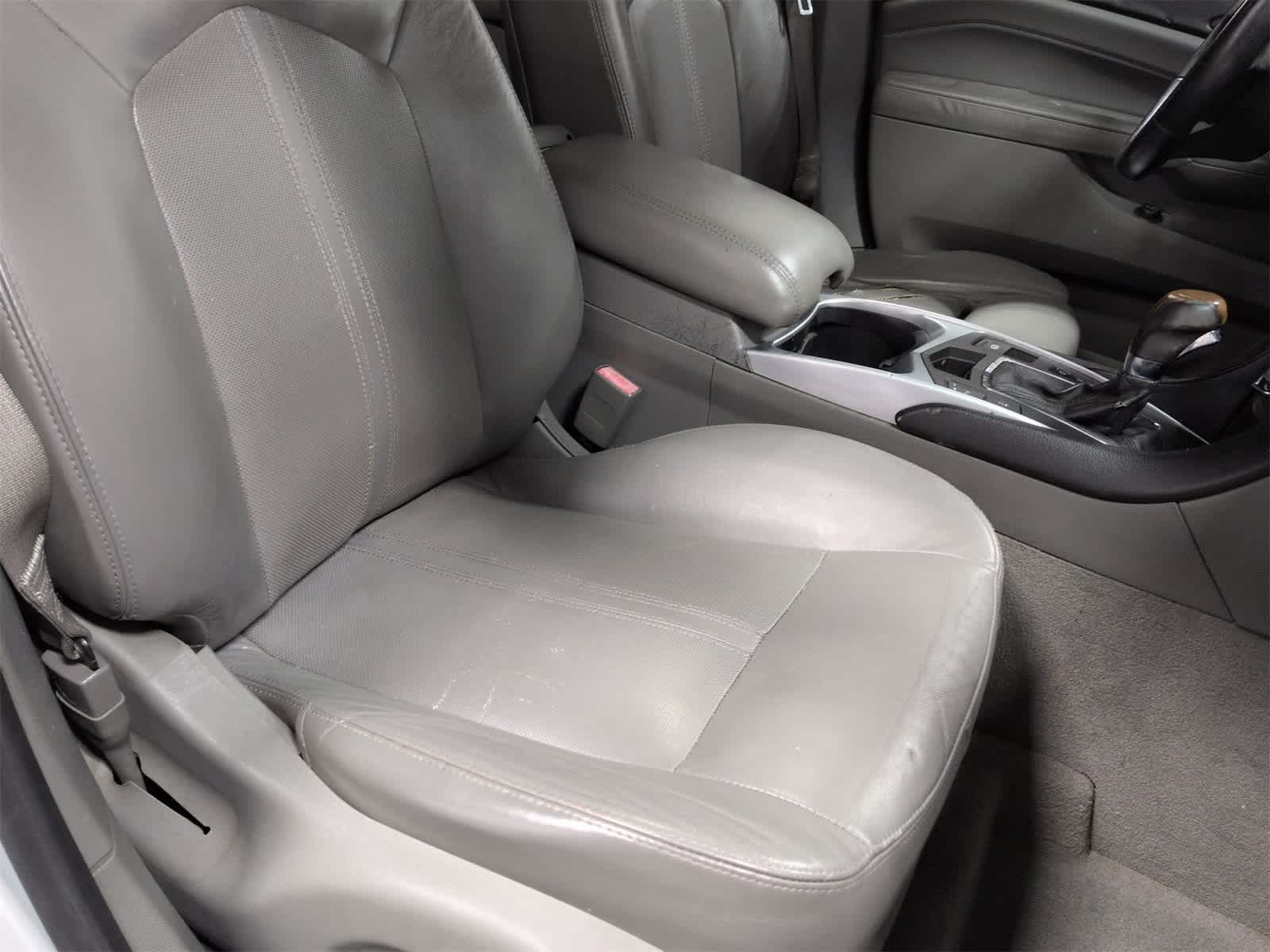 Thumbnail: 2010 Cadillac SRX - 24