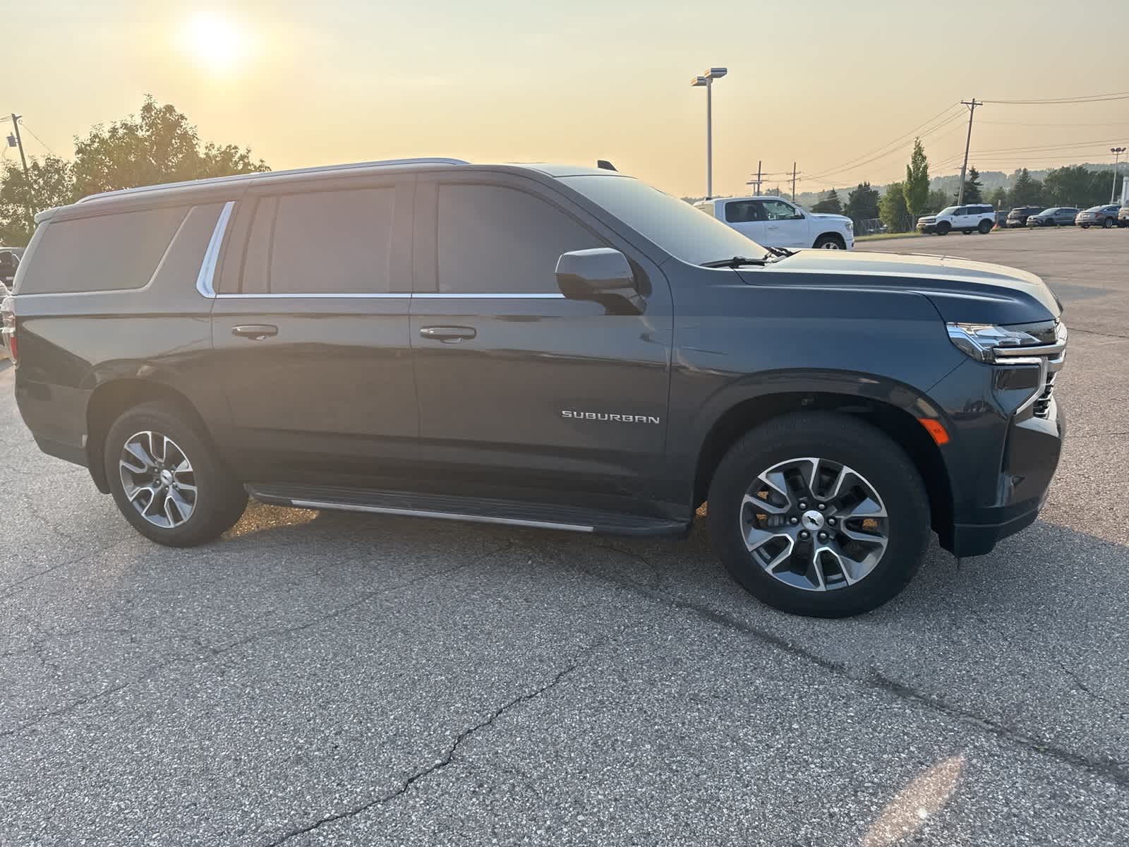 Thumbnail: 2022 Chevrolet Suburban - 10