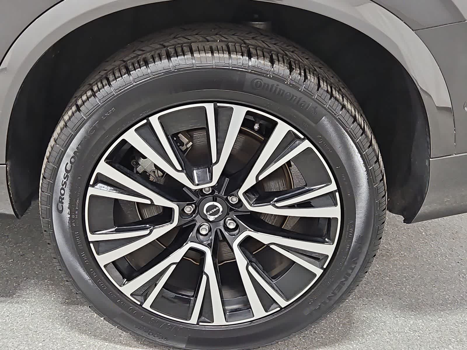 Thumbnail: 2023 Volvo XC90 - 13