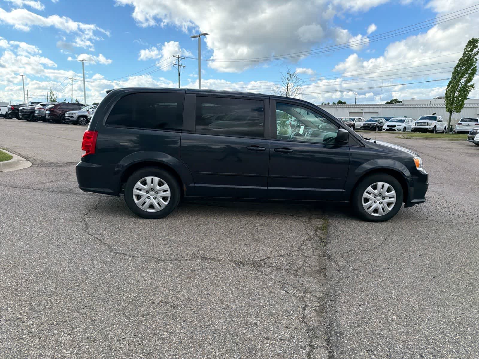 Thumbnail: 2014 Dodge Grand Caravan - 14