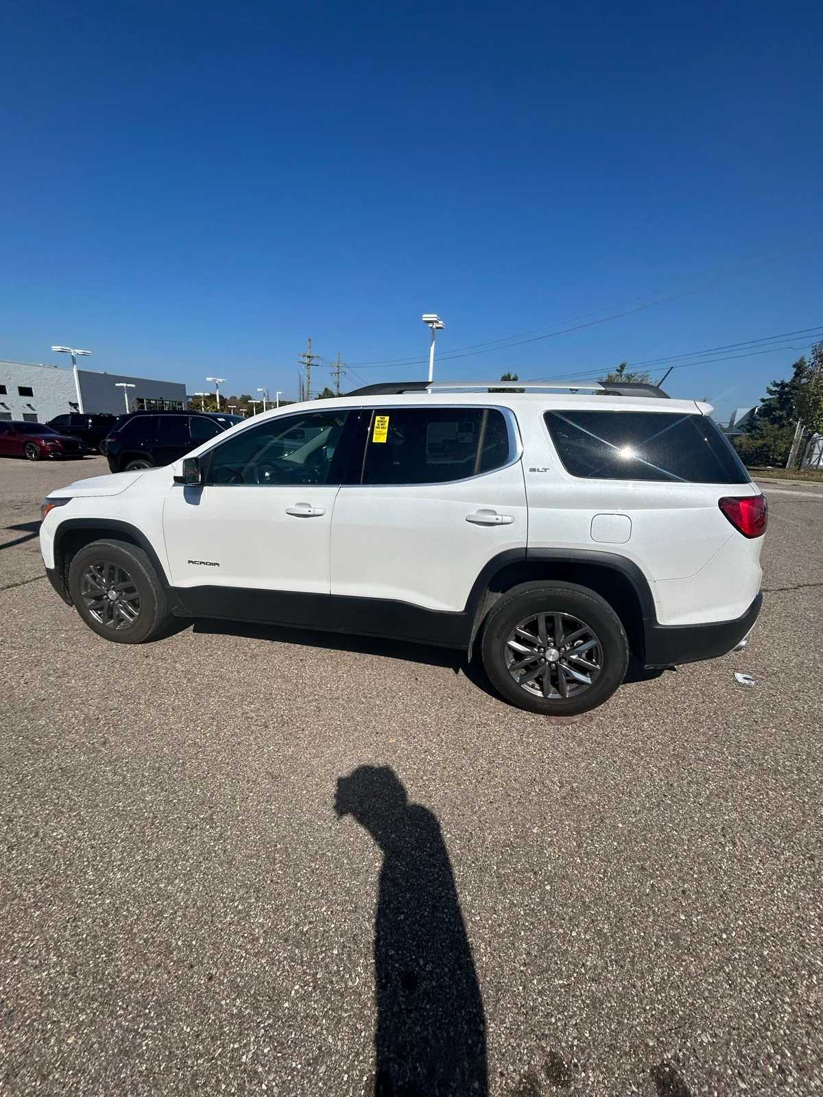 Thumbnail: 2019 GMC Acadia - 28
