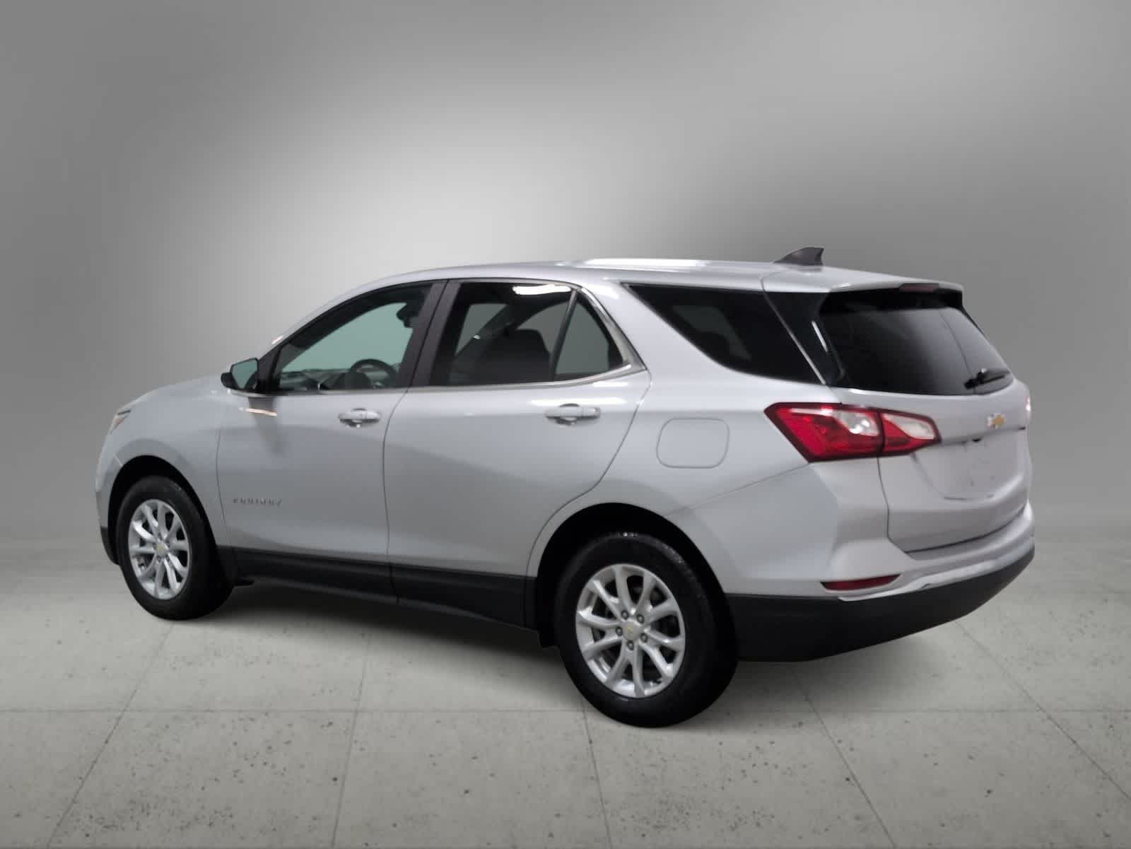 Thumbnail: 2021 Chevrolet Equinox - 6