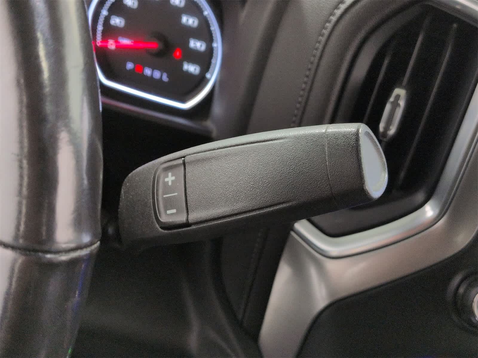 Thumbnail: 2019 Chevrolet Silverado 1500 - 35