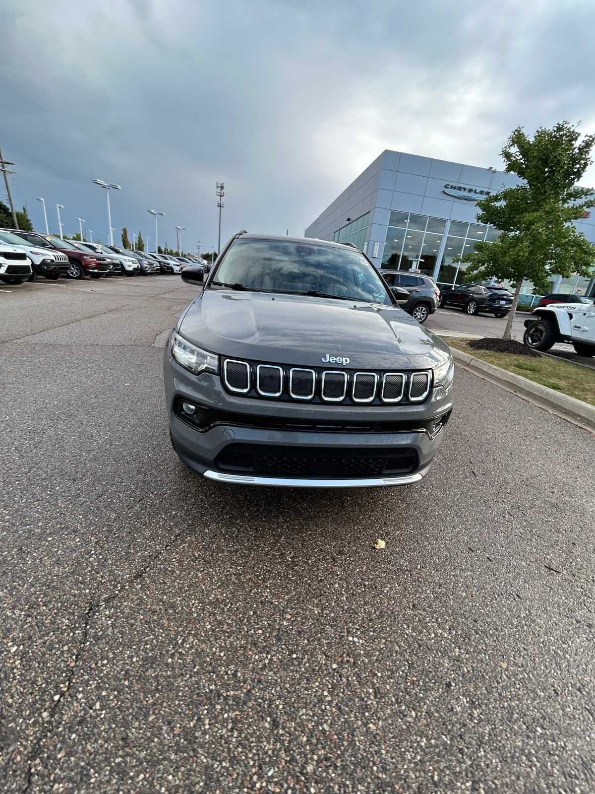 Thumbnail: 2022 Jeep Compass - 8