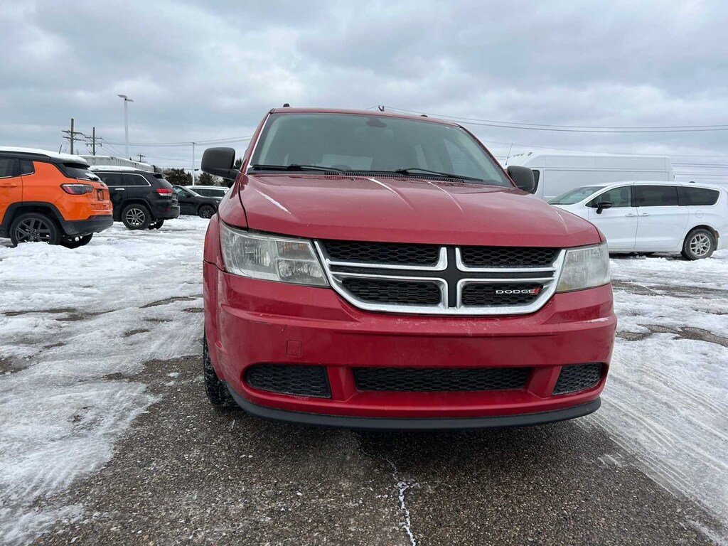 Used 2018 Dodge Journey SE SUV