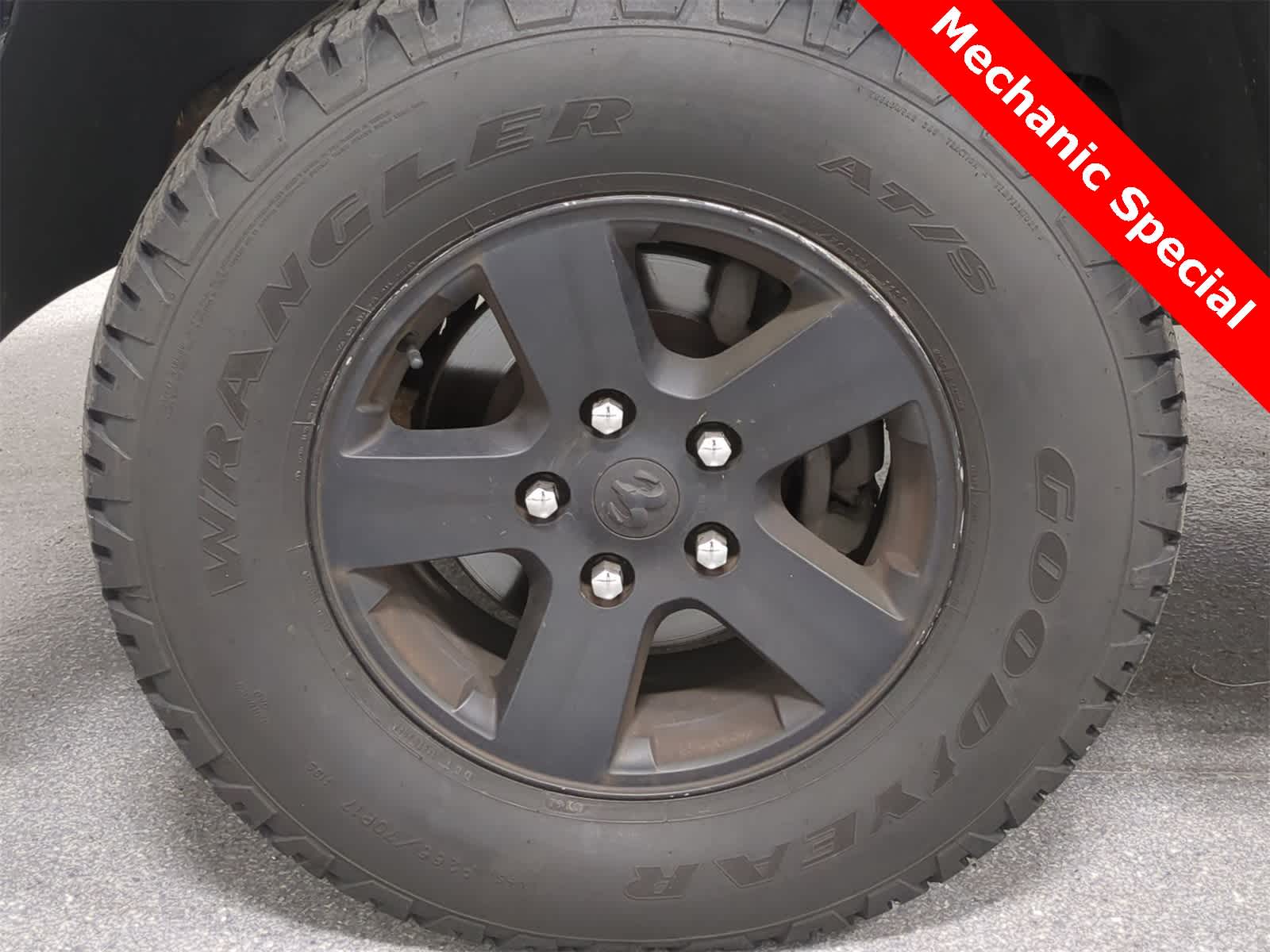 Thumbnail: 2004 Dodge Ram 1500 - 14