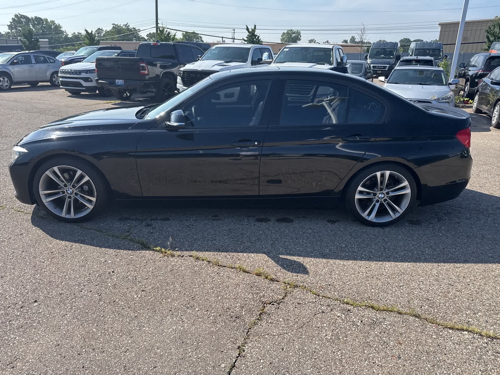 Thumbnail: 2015 BMW 3 Series - 27