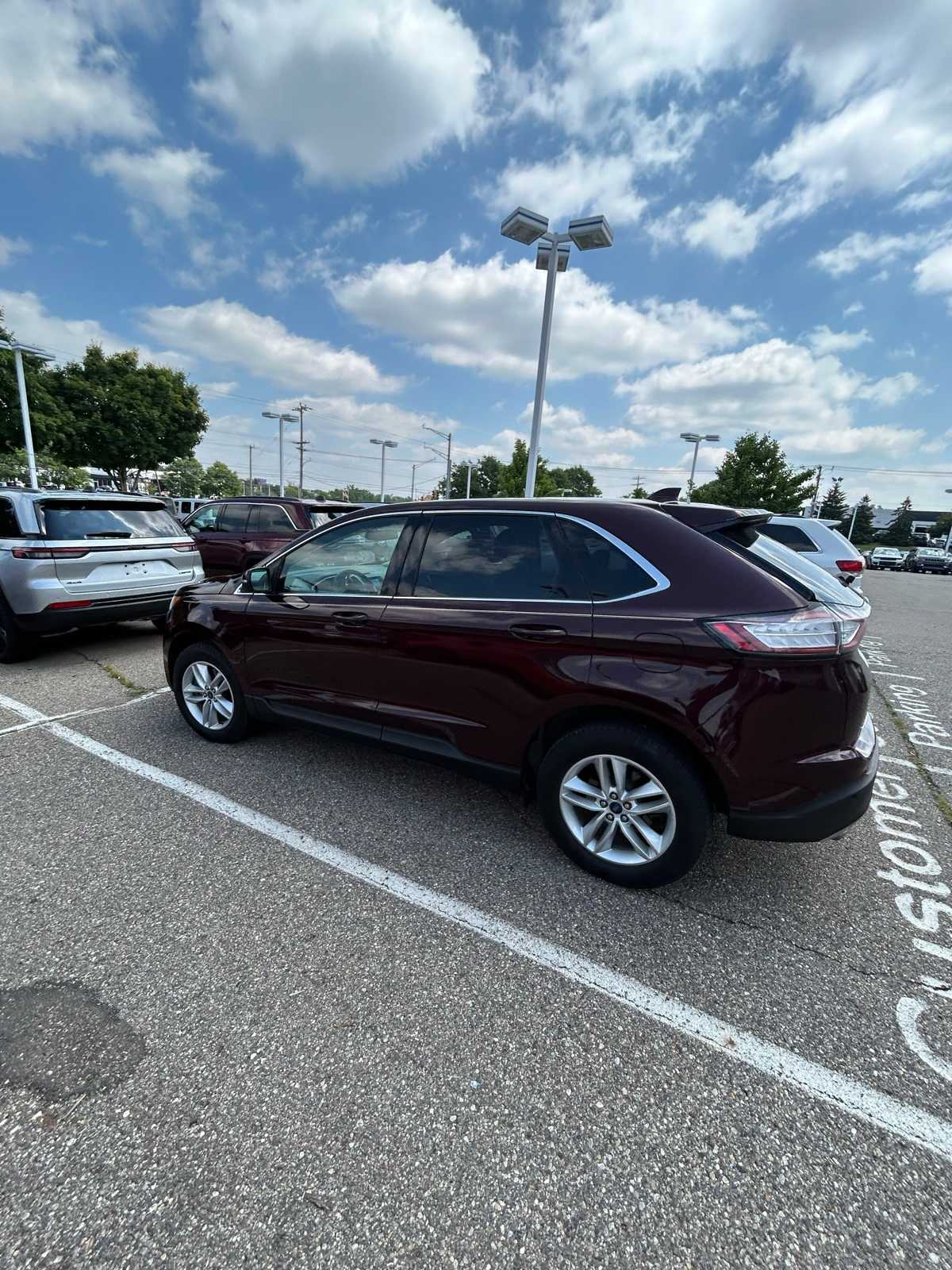 Thumbnail: 2017 Ford Edge - 23